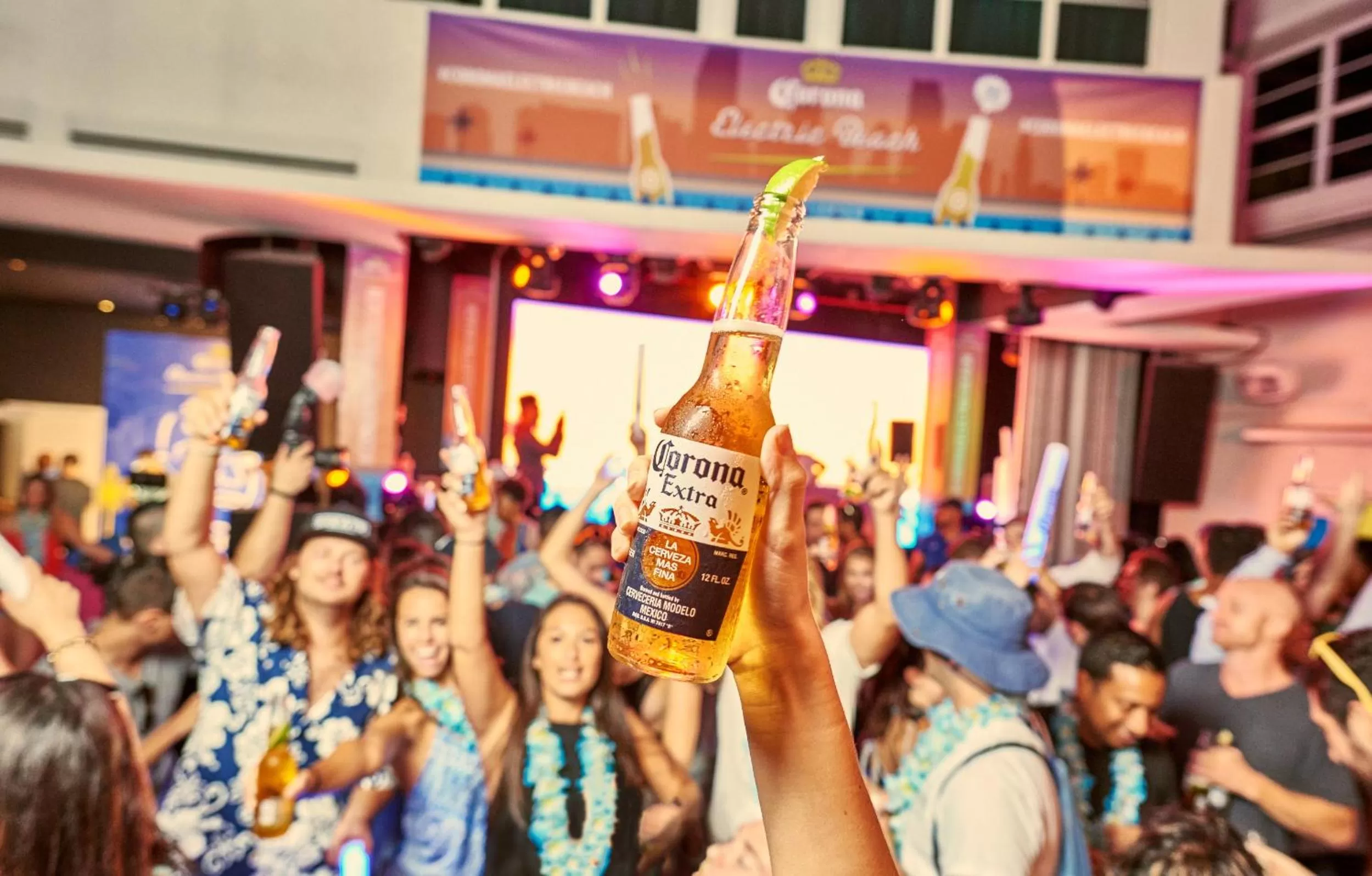 Alcoholic drinks in Clevelander Hotel