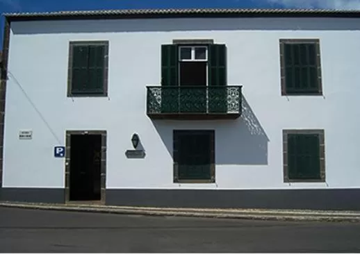 Property Building in Hotel Ilha Graciosa