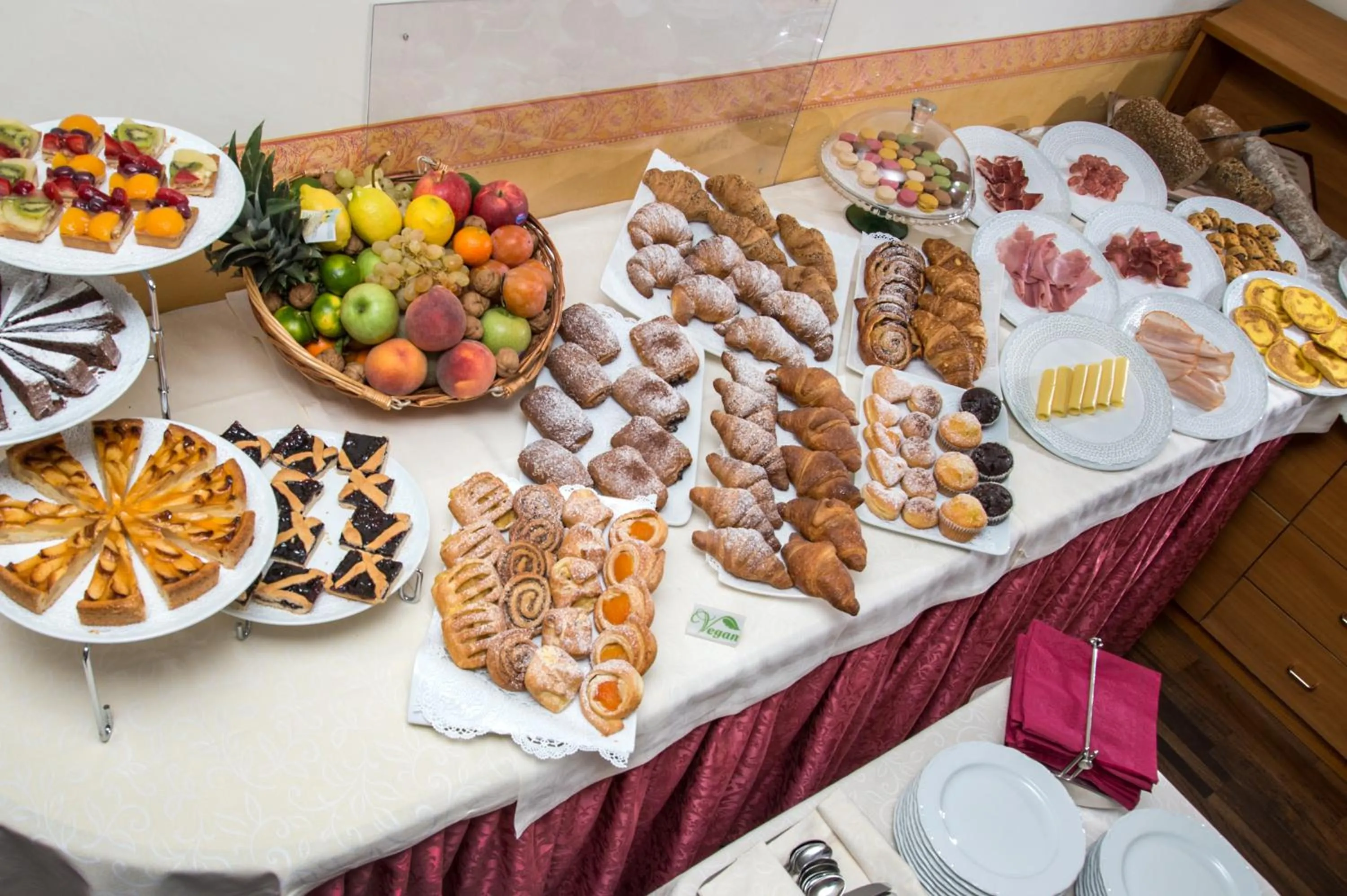 Food in Hotel Vivit ***S