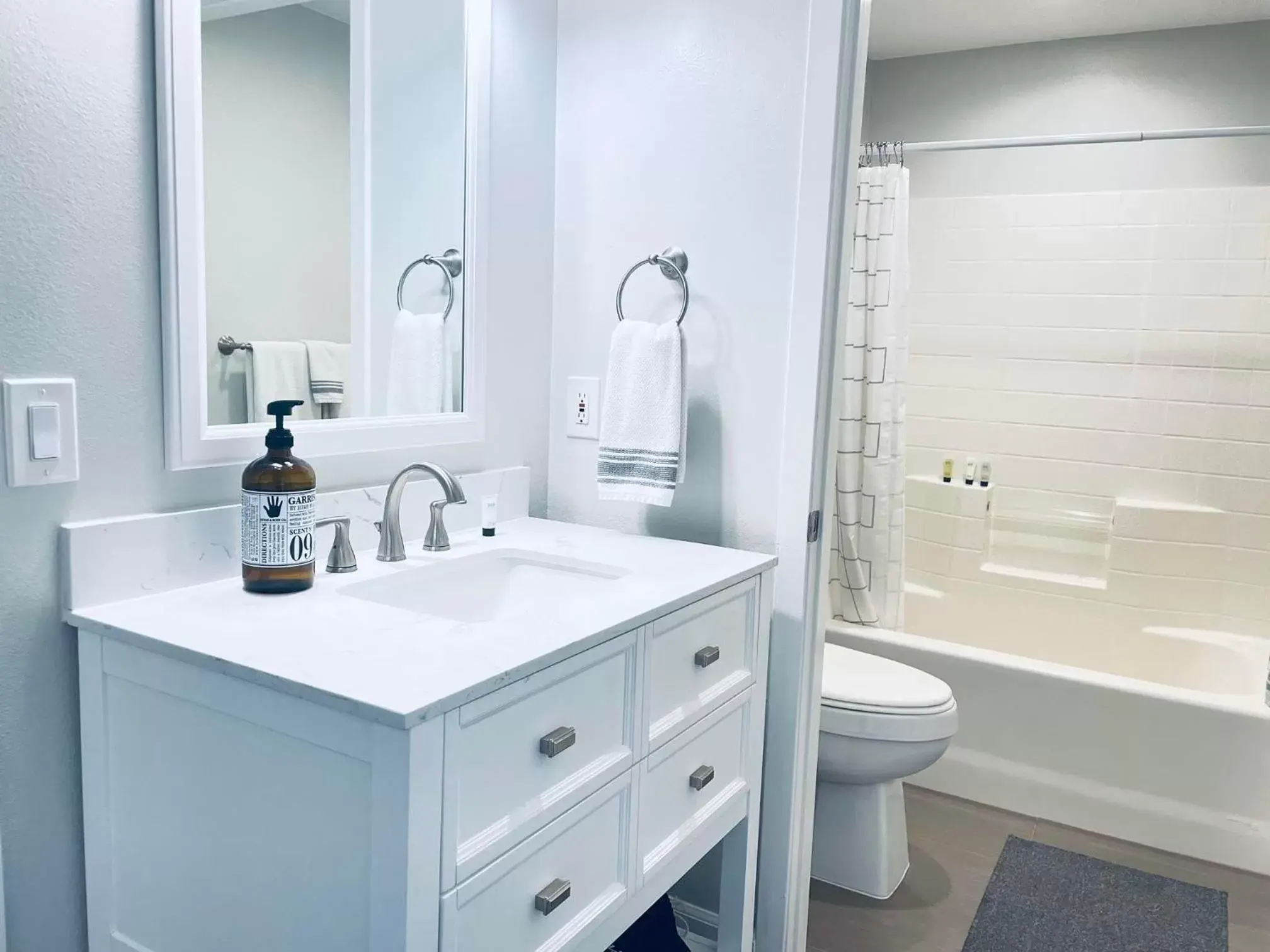 Shower, Bathroom in South Zion Inn and Suites