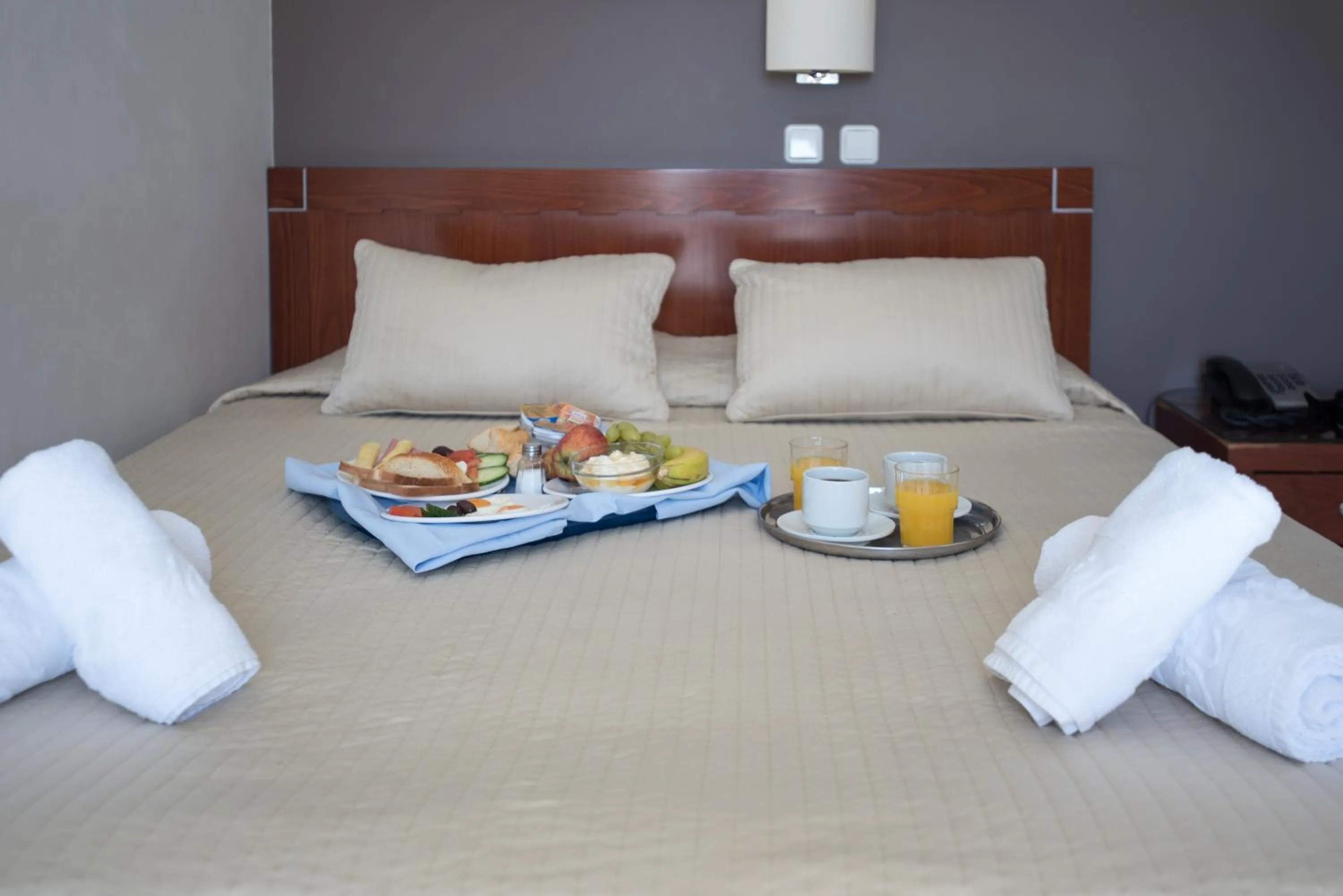 Bedroom, Bed in Epidavros Hotel