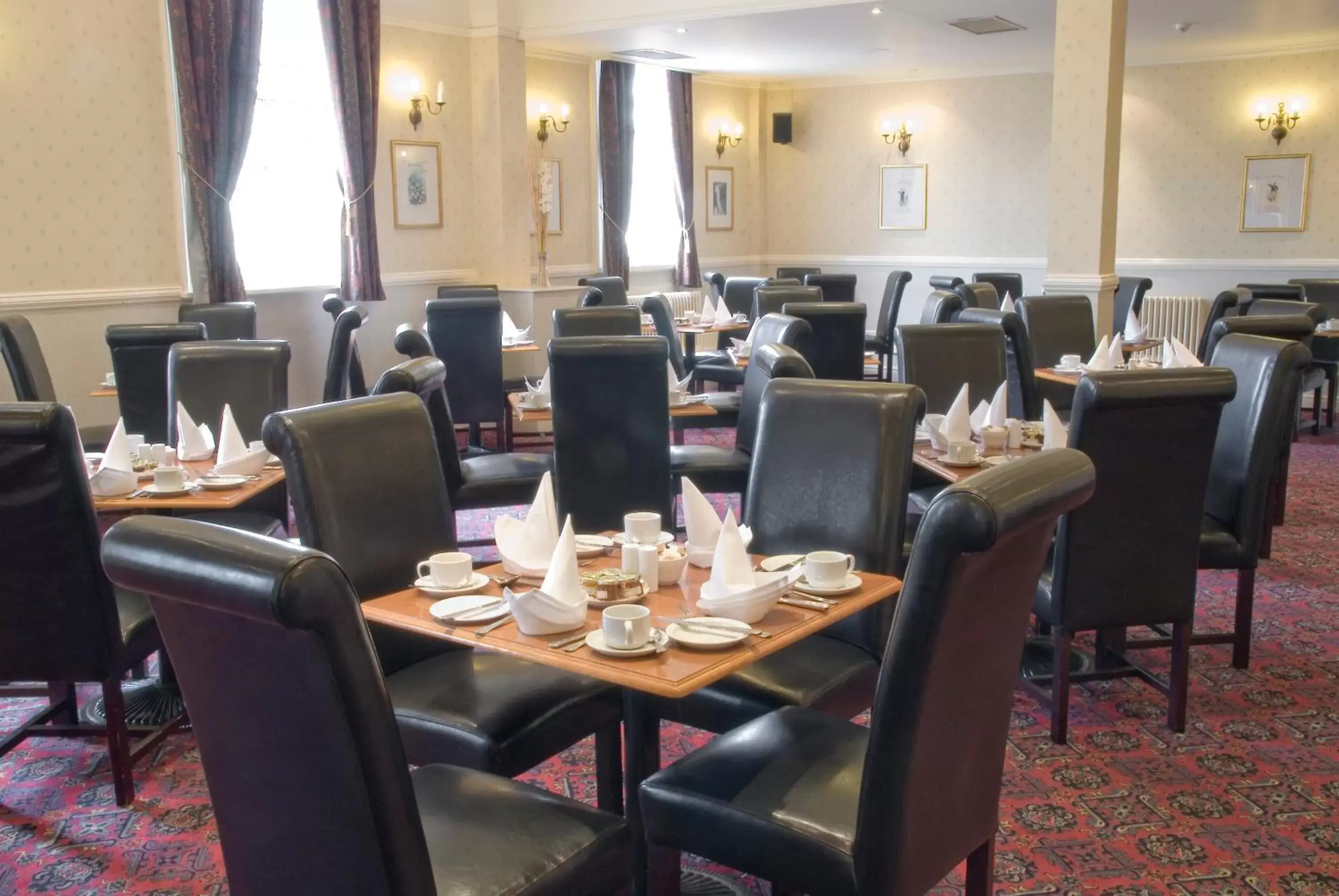 Restaurant/Places to Eat in Prince Of Wales Hotel