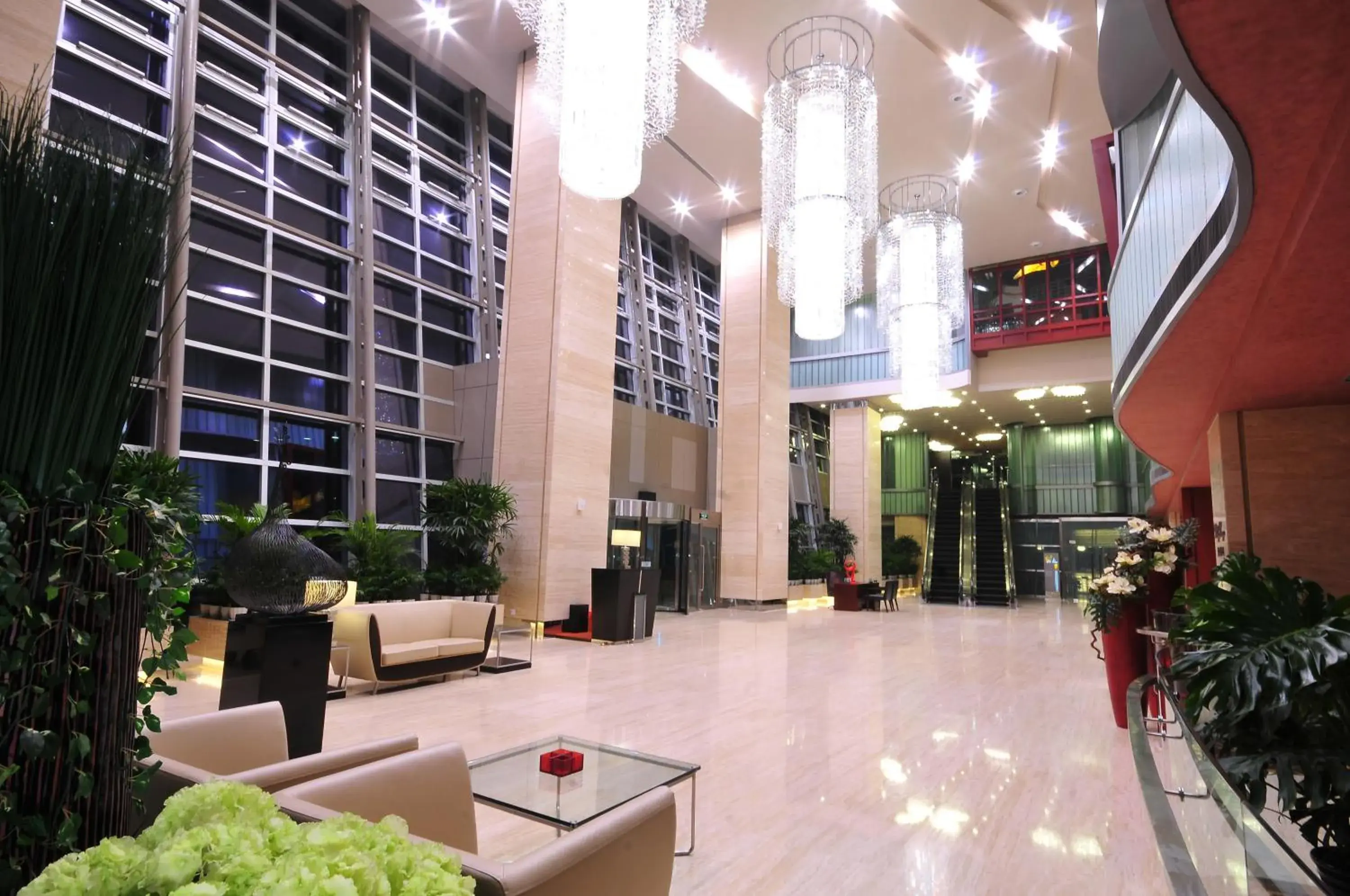 Property building, Lobby/Reception in Holiday Inn Xi'an Greenland Century City, an IHG Hotel