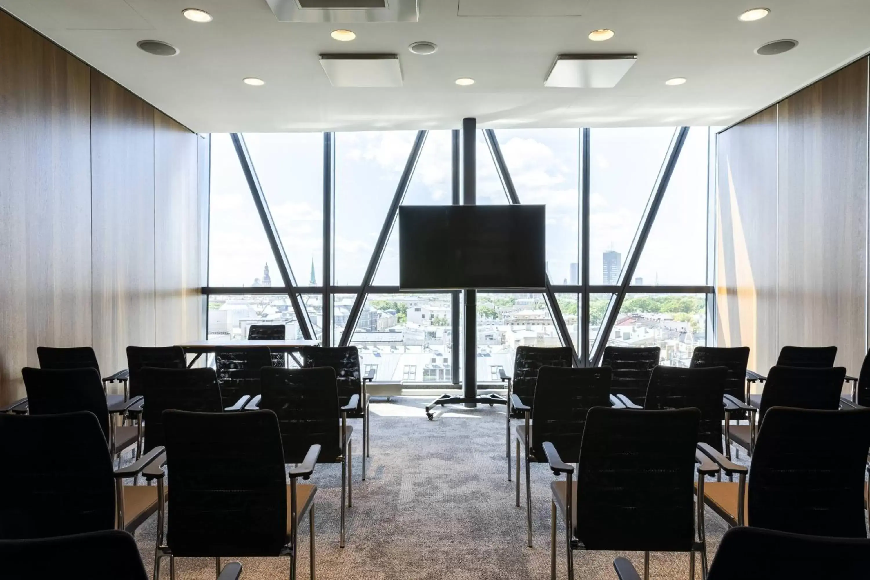 Meeting/conference room, Restaurant/Places to Eat in AC Hotel by Marriott Riga