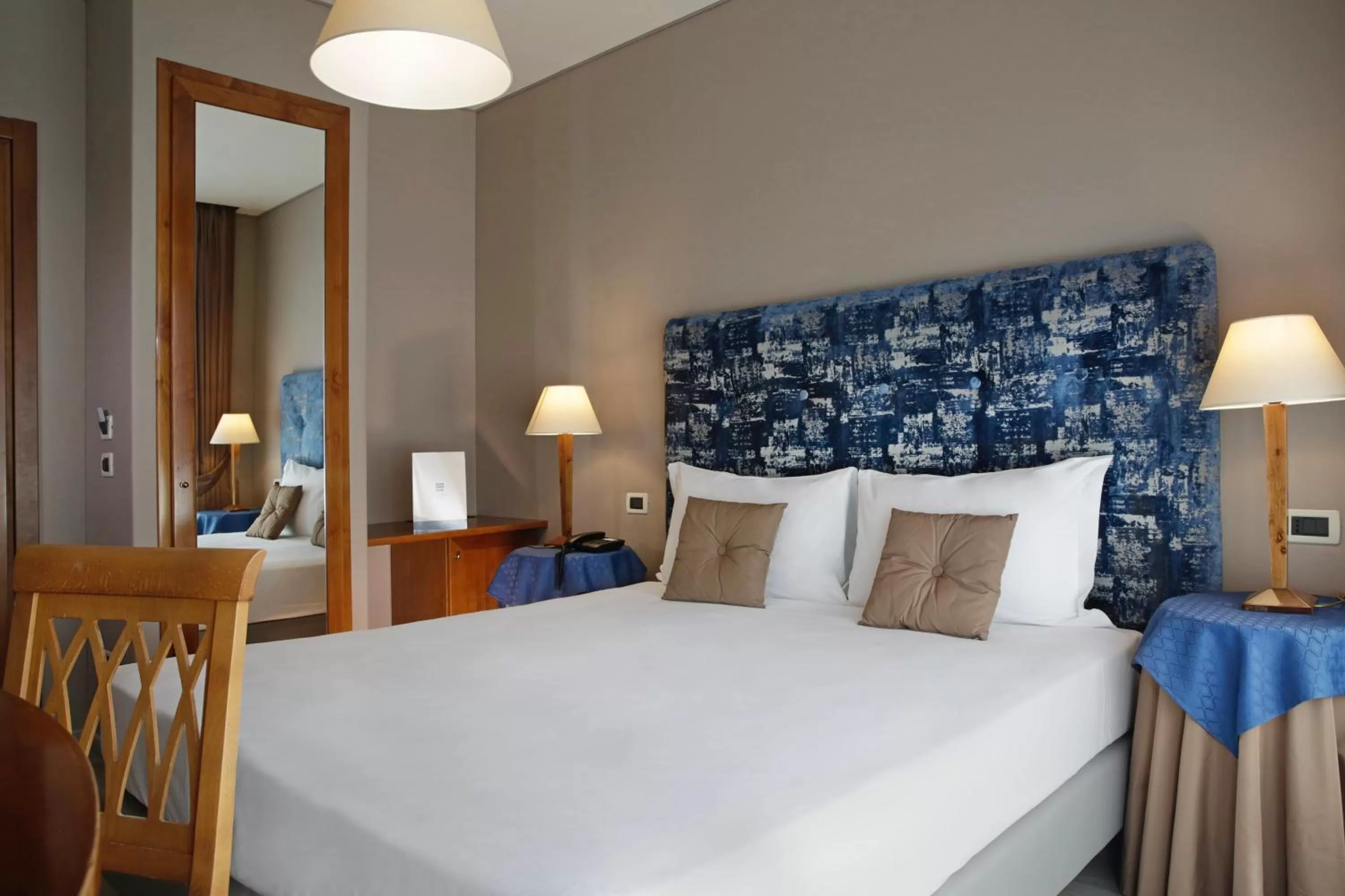 Bedroom, Bed in BeYou Hotel Ponte Milvio