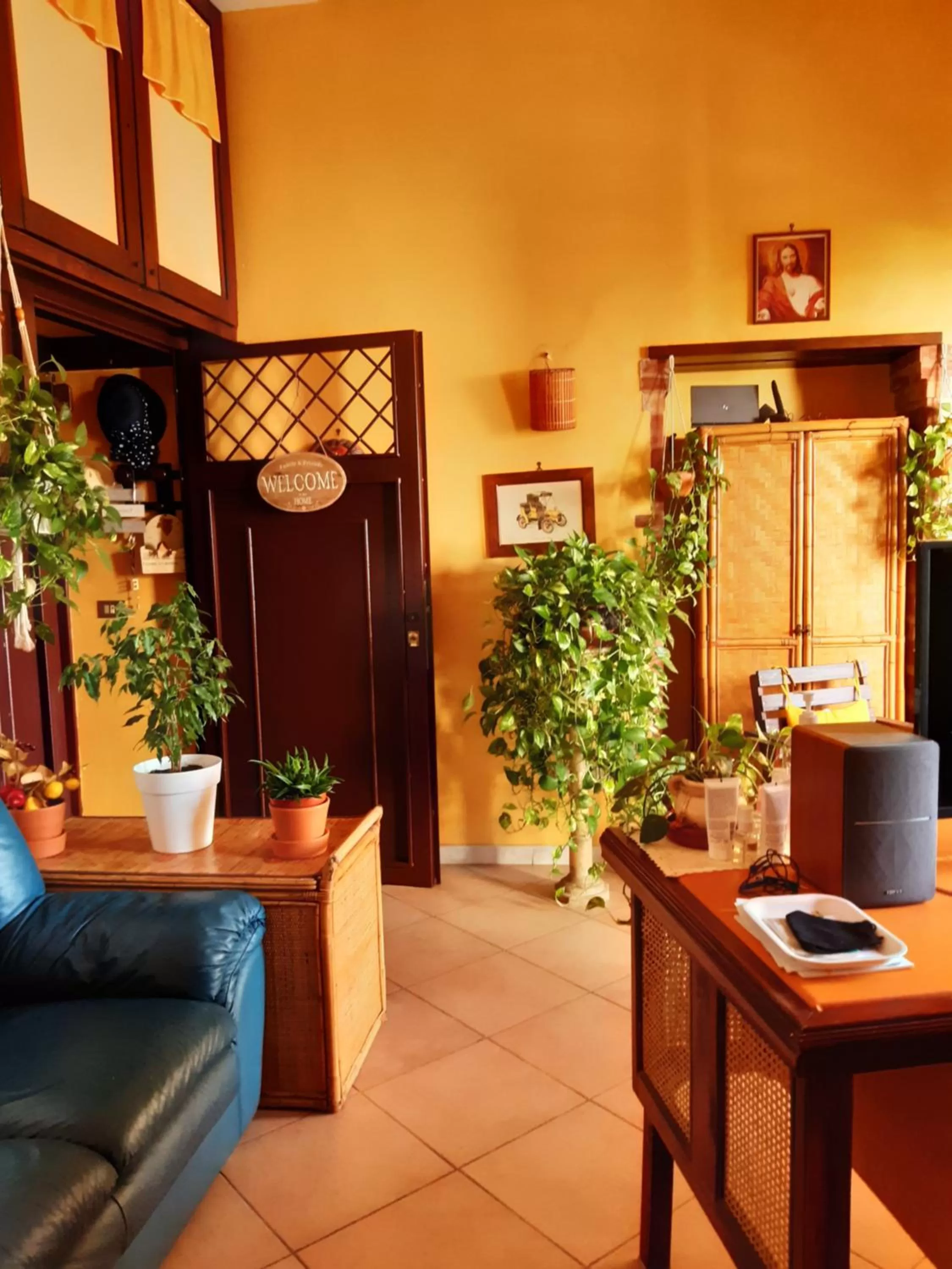 Seating area in La Terrazza sul porto