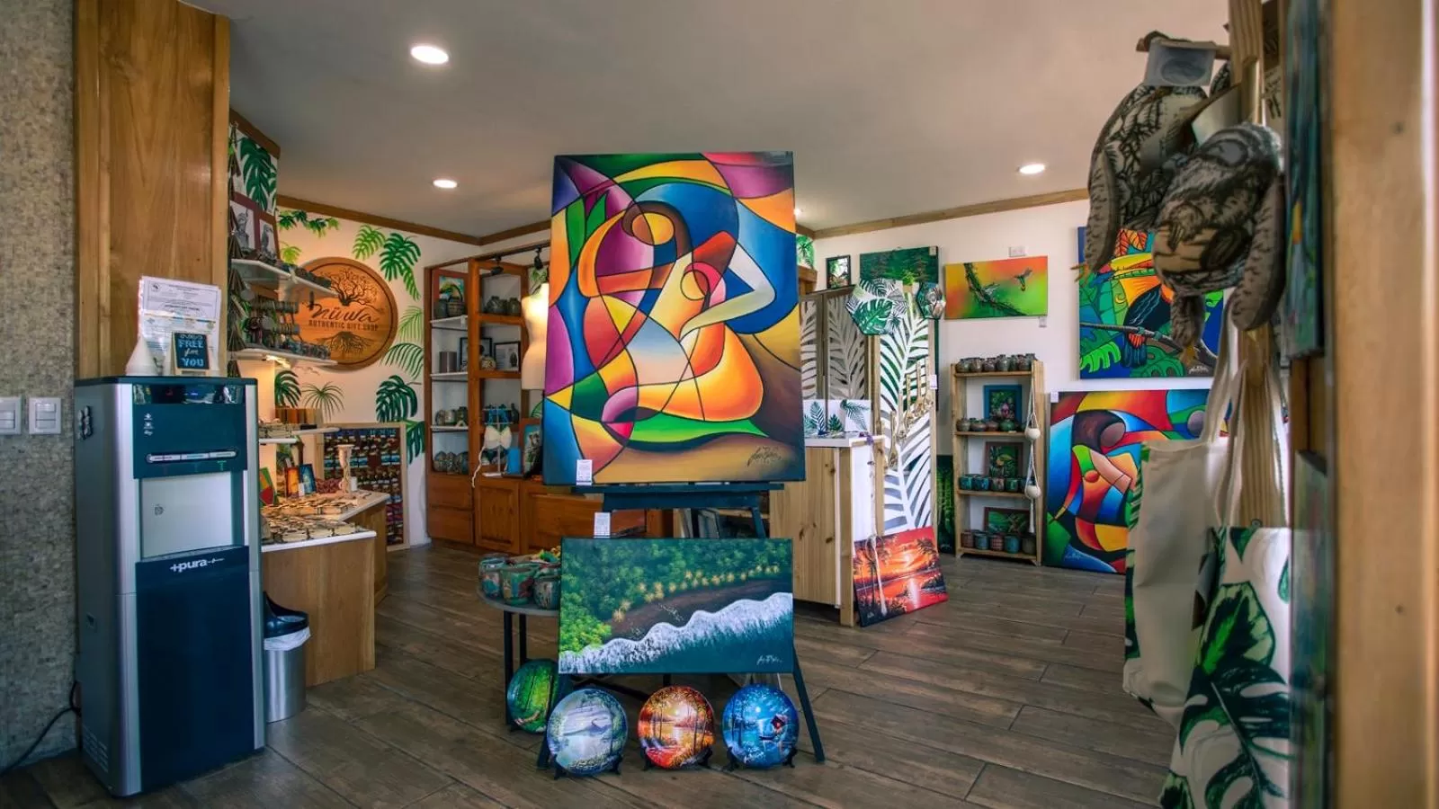 On-site shops in La Fortuna Downtown Hotel Boutique