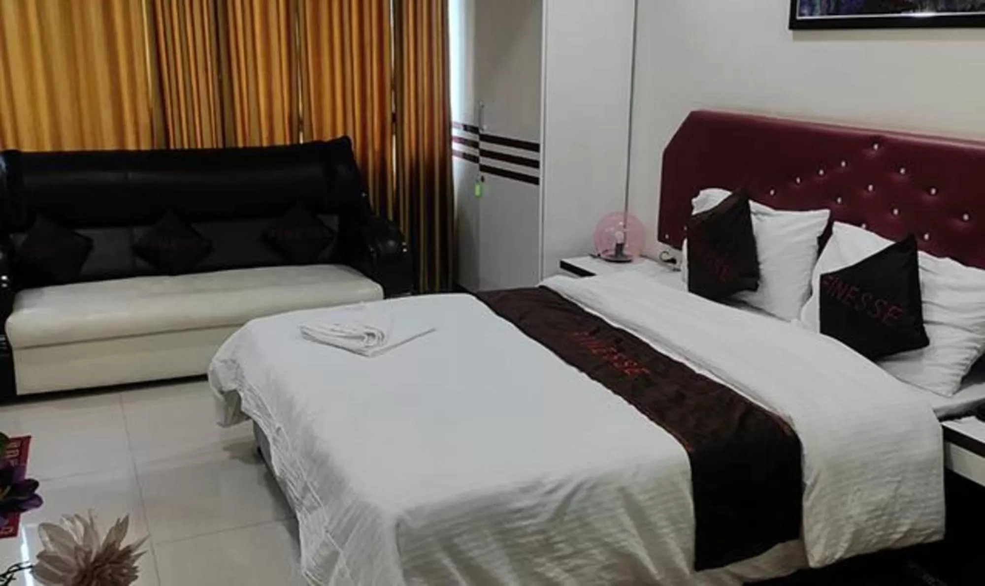 Bed in FabHotel Prime Finesse