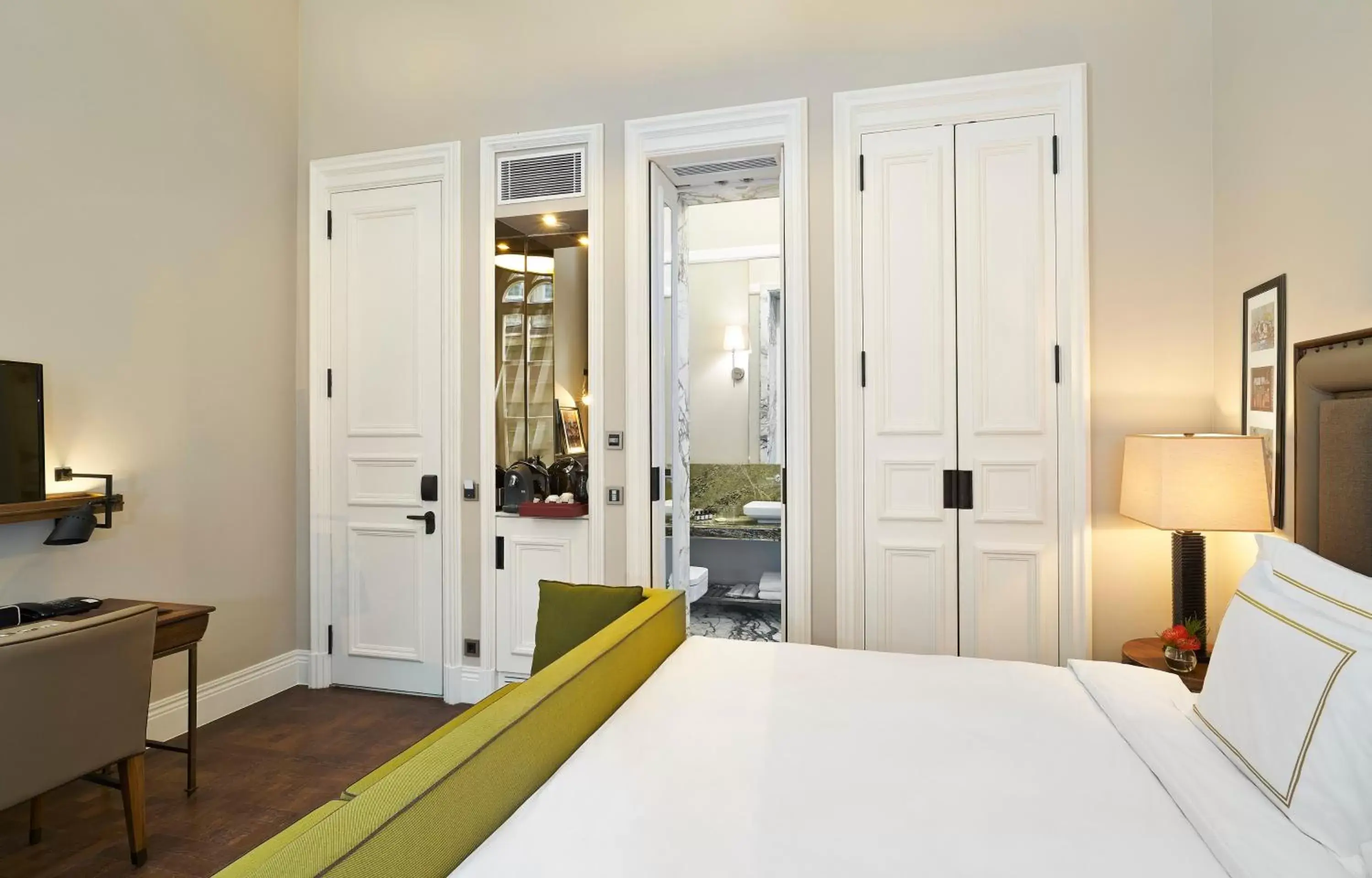Photo of the whole room, Bed in The Bank Hotel Istanbul, a Member of Design Hotels