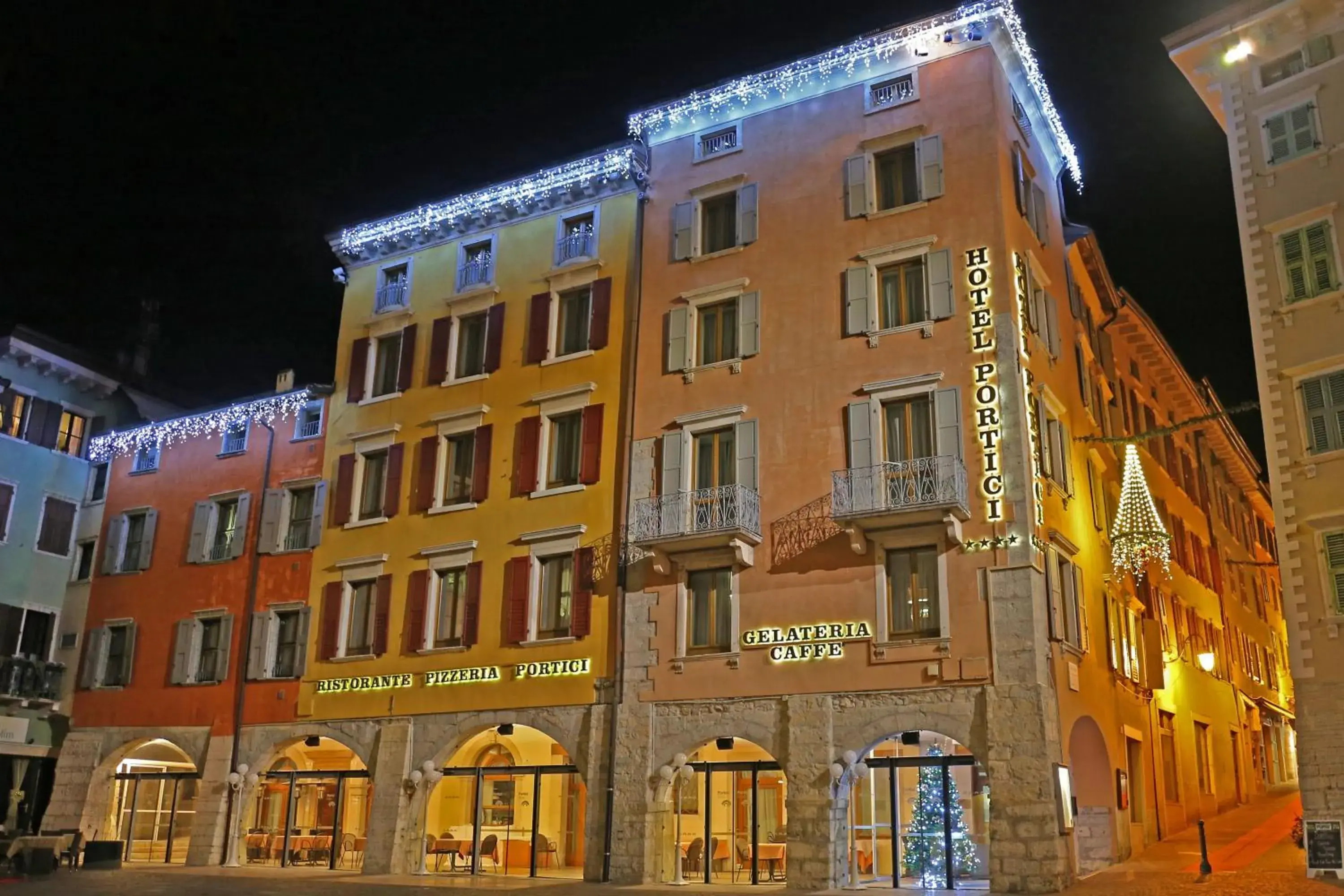 Facade/entrance, Property Building in Hotel Portici - Romantik & Wellness