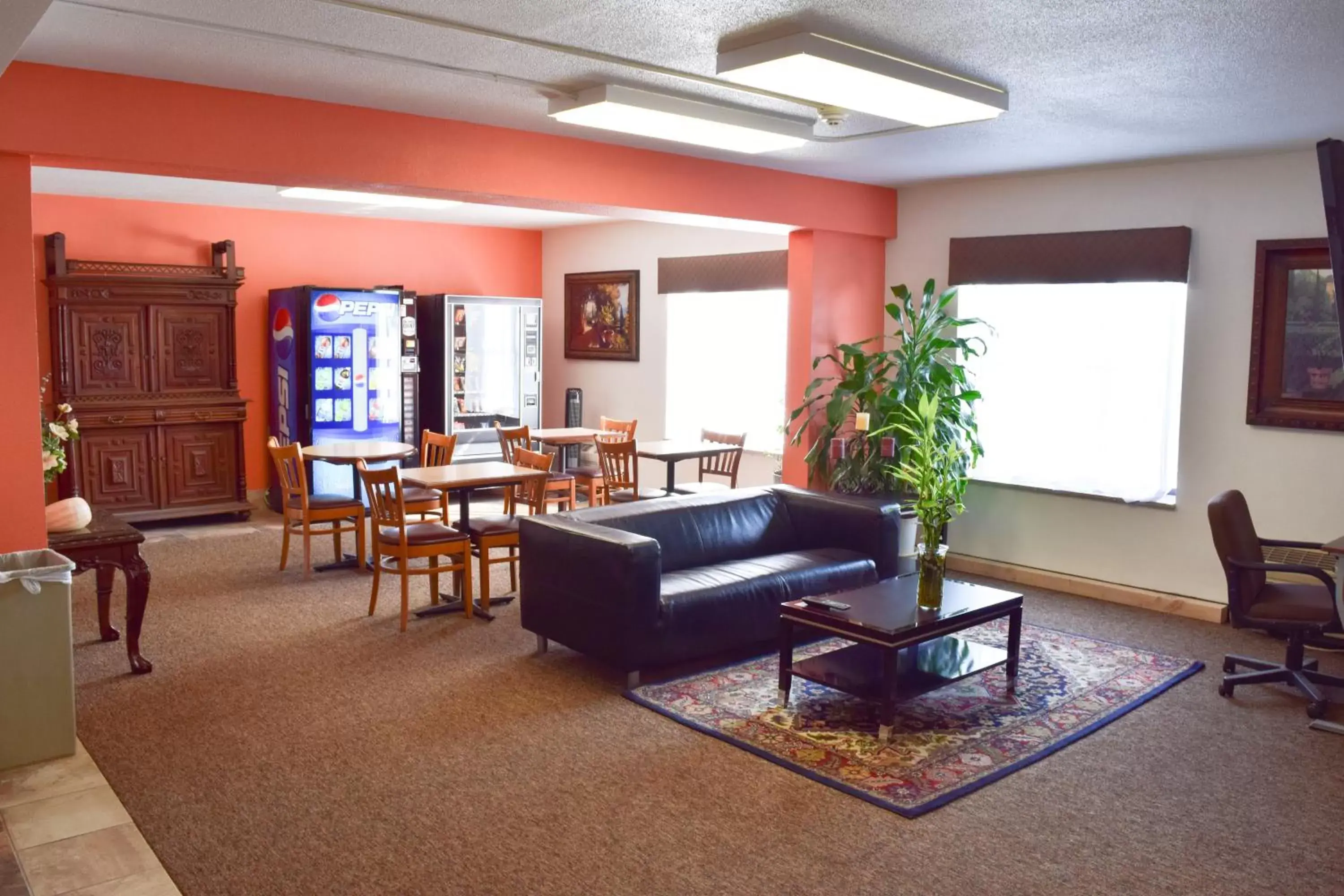 Lobby or reception, Seating Area in Motel 6-Springfield, OH