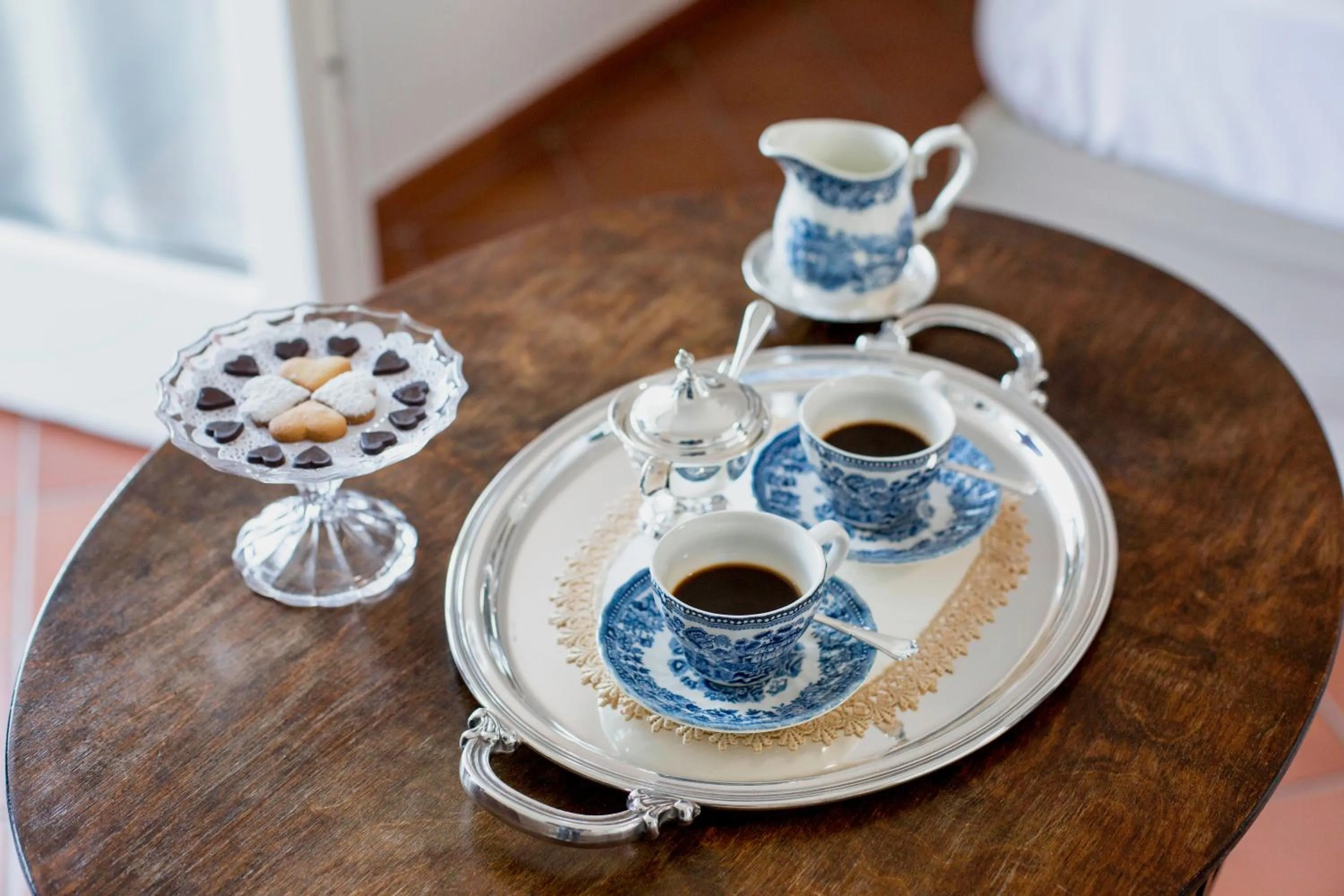 Decorative detail in Villa Oriana Relais