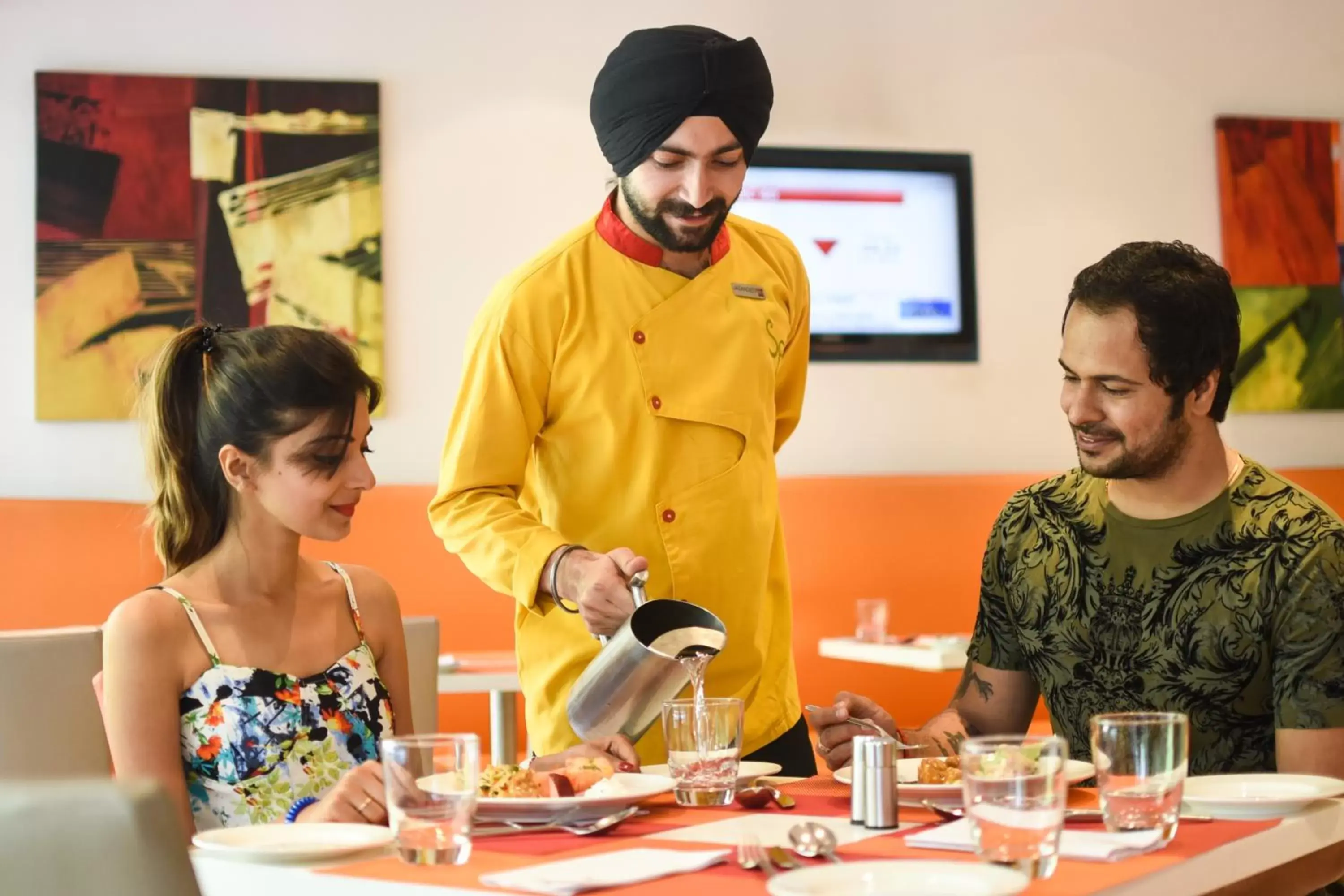 Dining area in ibis Navi Mumbai - An Accor Brand