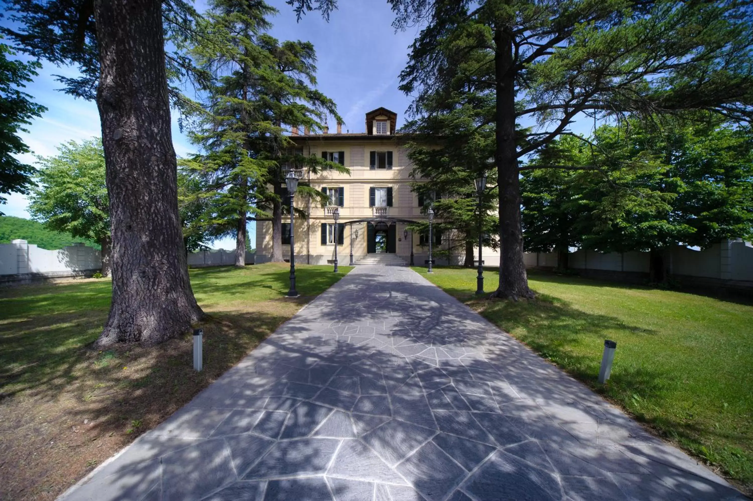 Facade/entrance, Property Building in Hotel Villa La Bollina