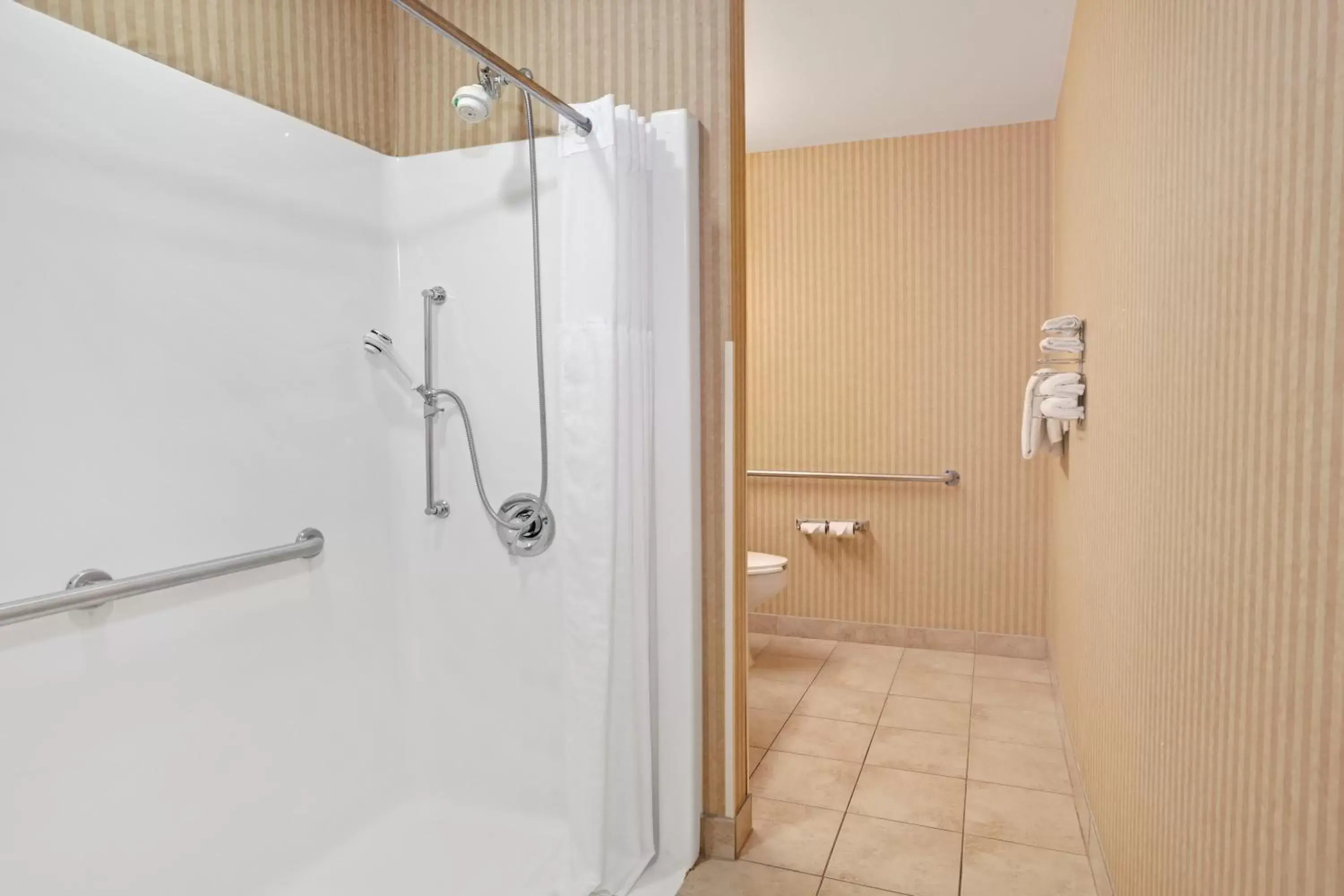 Bathroom in Microtel Inn & Suites by Wyndham Charleston