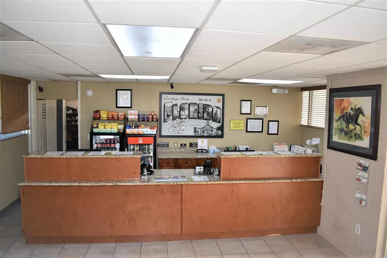 Lobby or reception, Lobby/Reception in Super 8 by Wyndham Ocala I-75