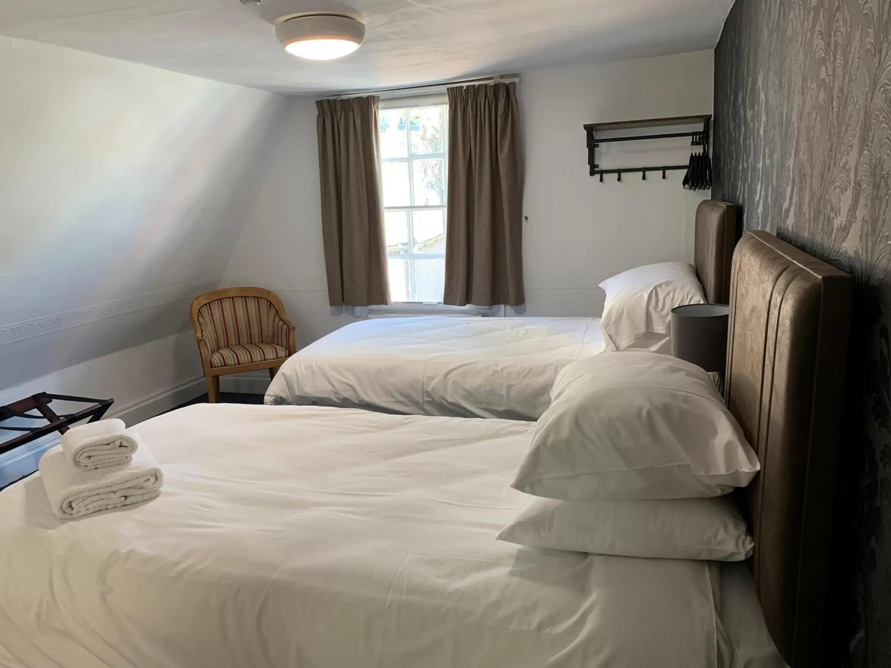Bedroom, Bed in Castle Hotel