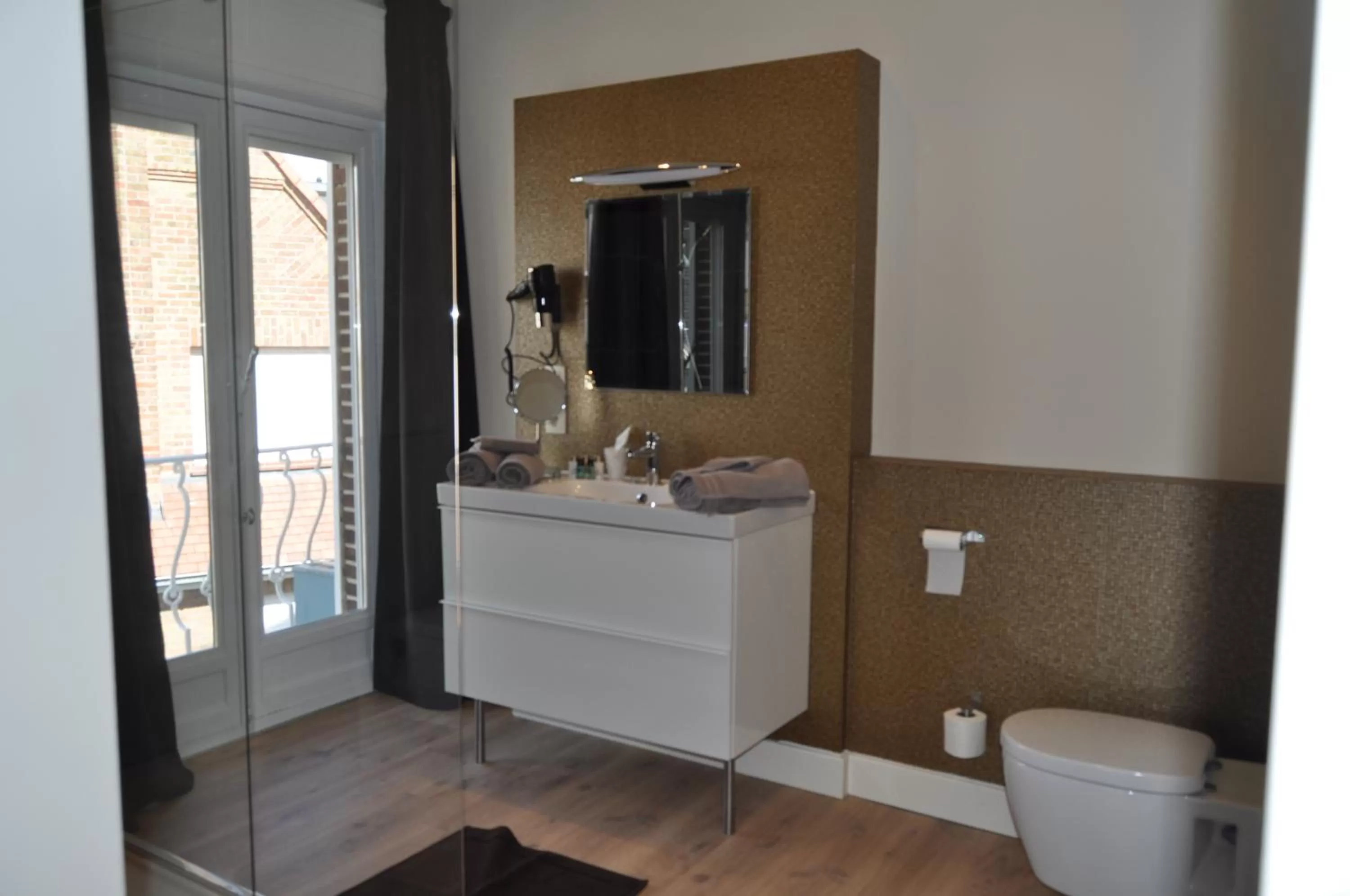 Property building, Bathroom in B&B Amylia