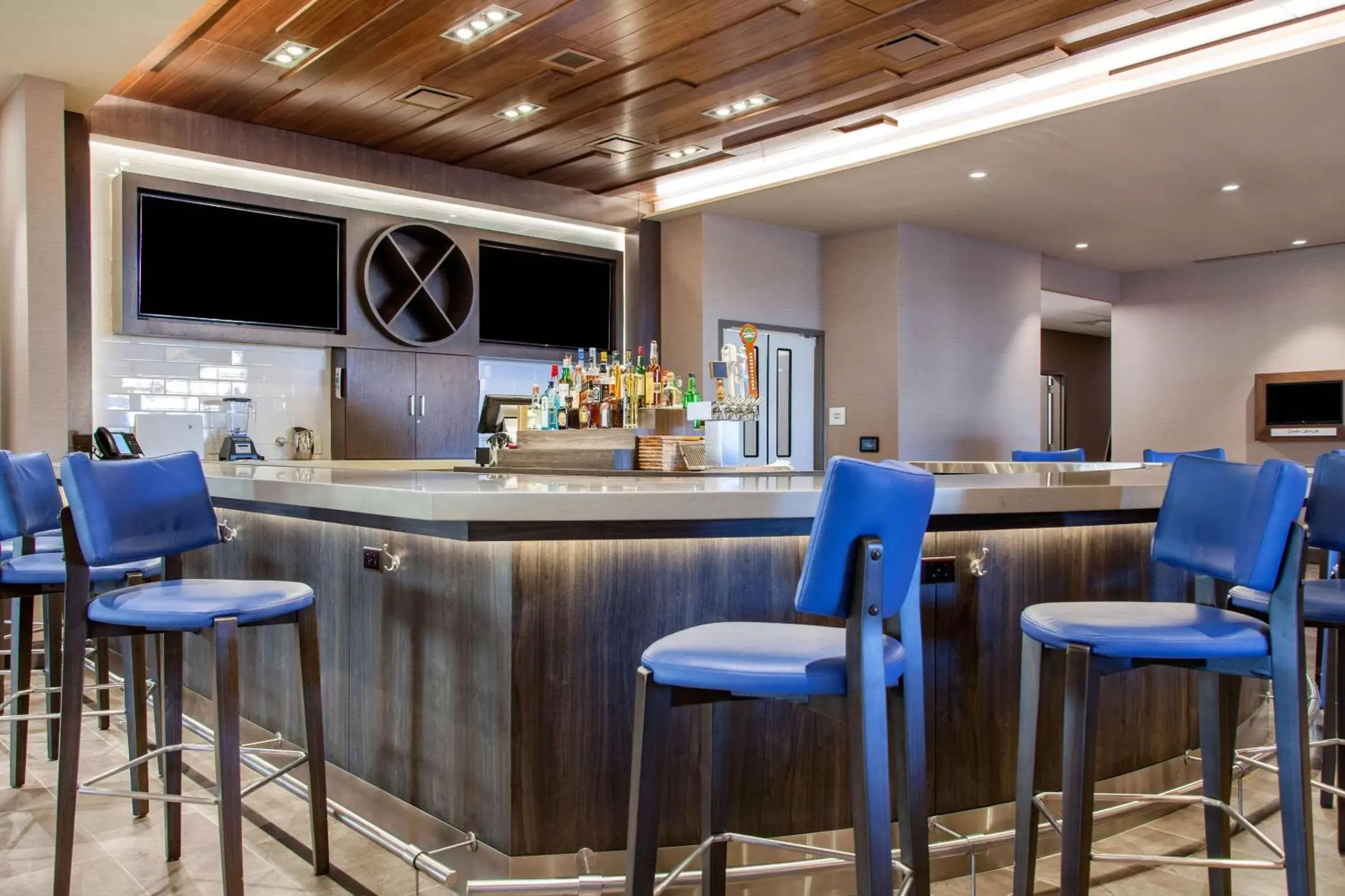 Lounge or bar, Lounge/Bar in Cambria Hotel Phoenix- North Scottsdale