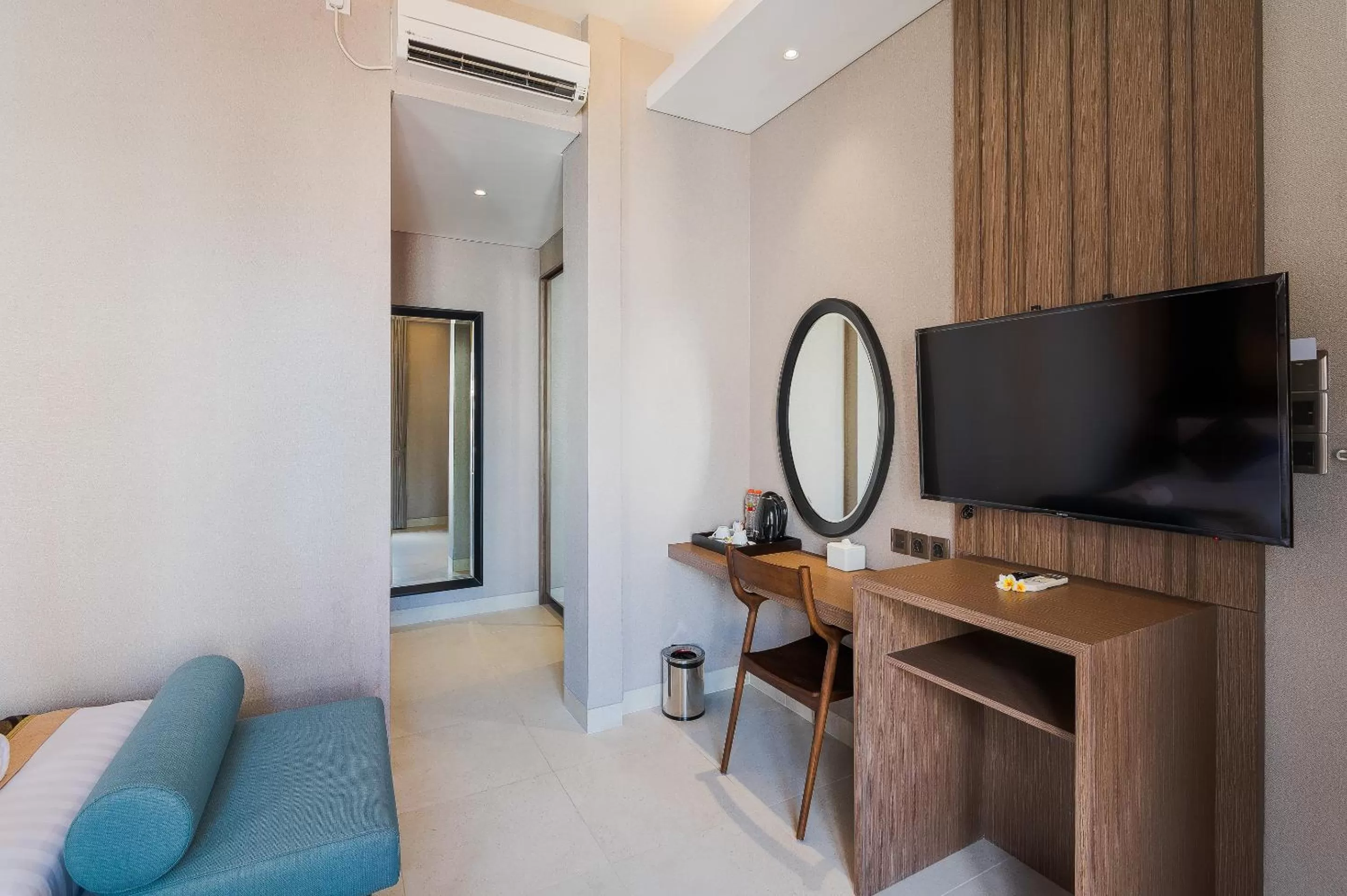 hair dresser in Padmasari Resort Lovina