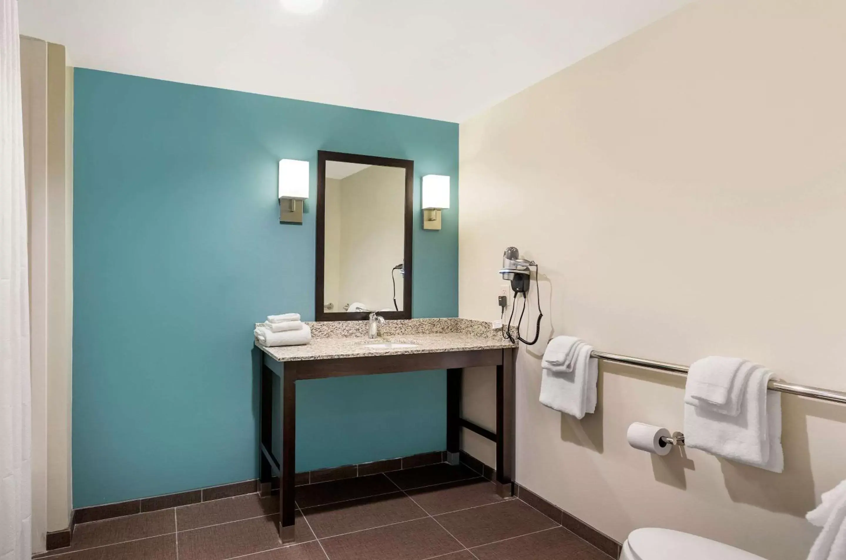 Bathroom in Sleep Inn Lancaster Dallas South