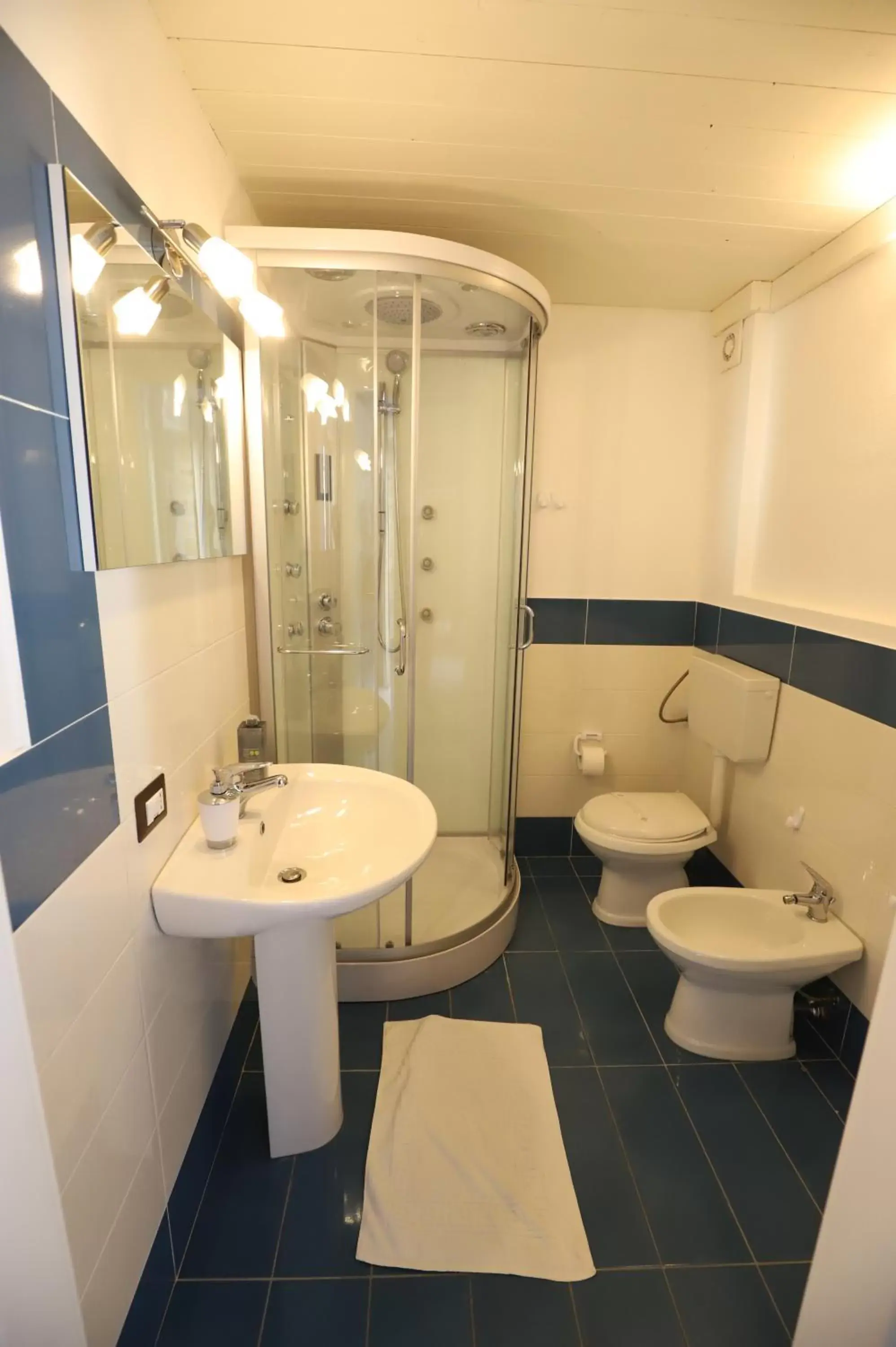 Bathroom in Italiana Resort Atrio