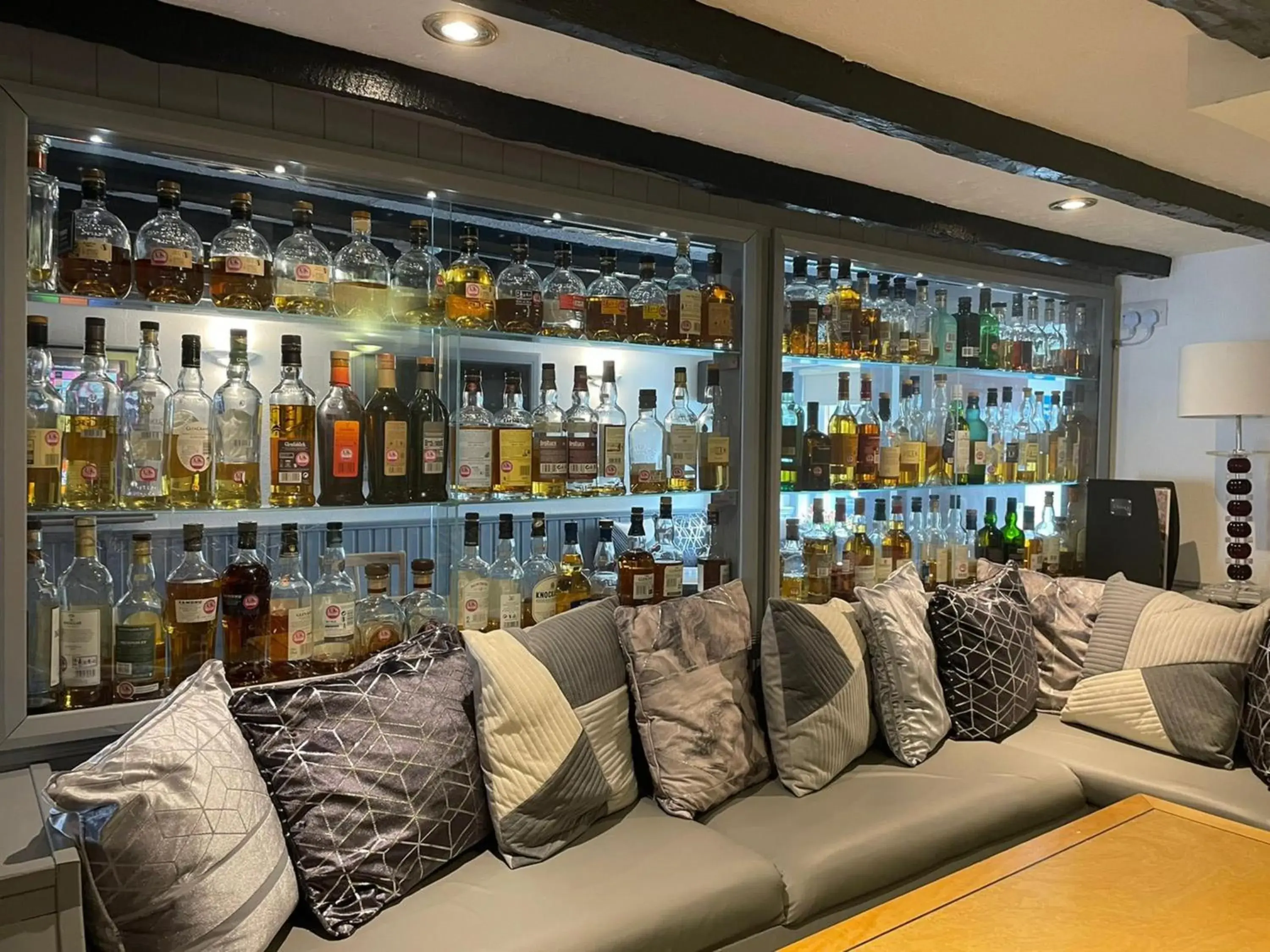 Lounge or bar, Lounge/Bar in OYO Eastbank Hotel, Speyside Scotland