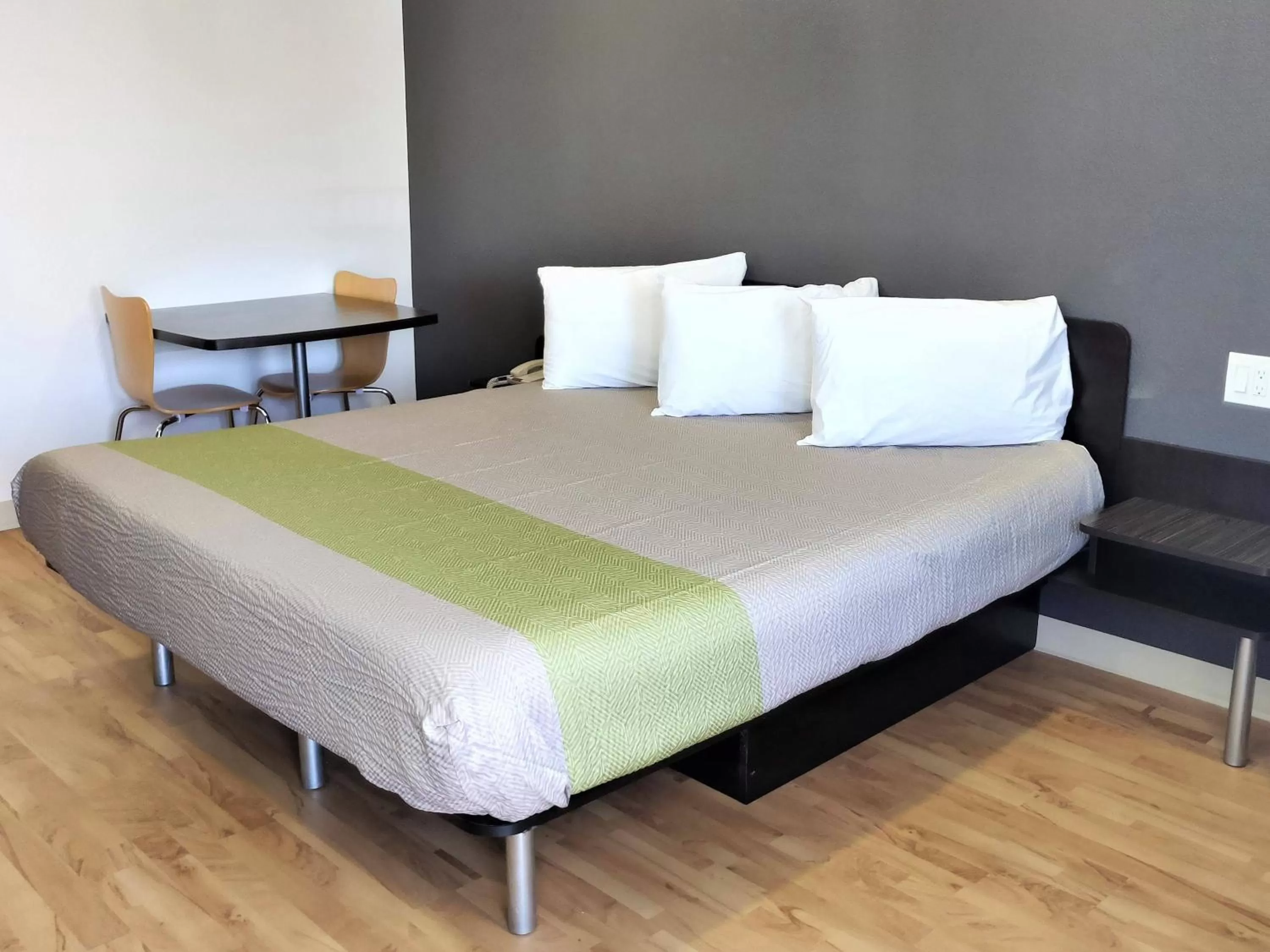 Bedroom, Bed in Studio 6-Fresno, CA - Extended Stay