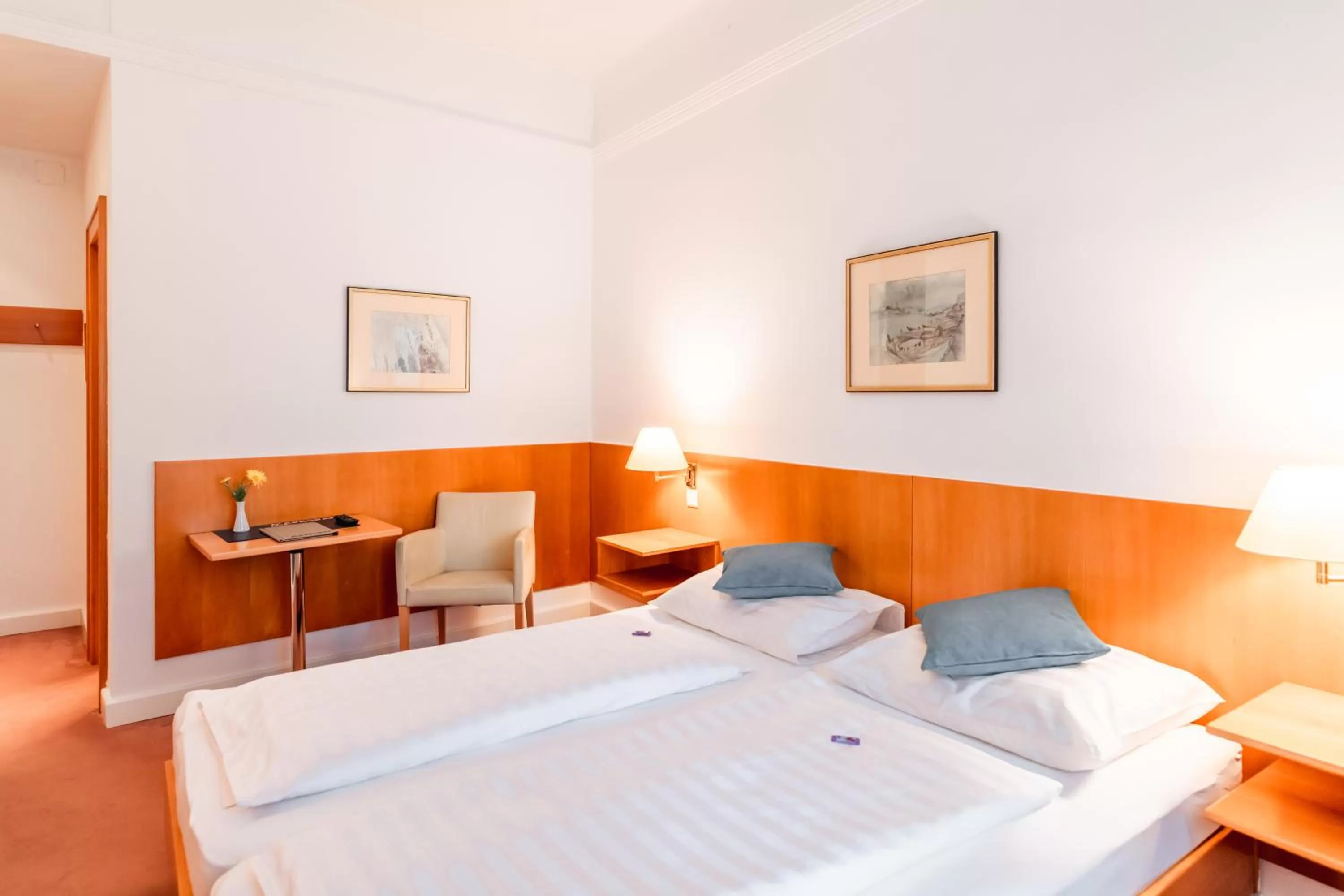 Photo of the whole room, Bed in Hotel Markgraf