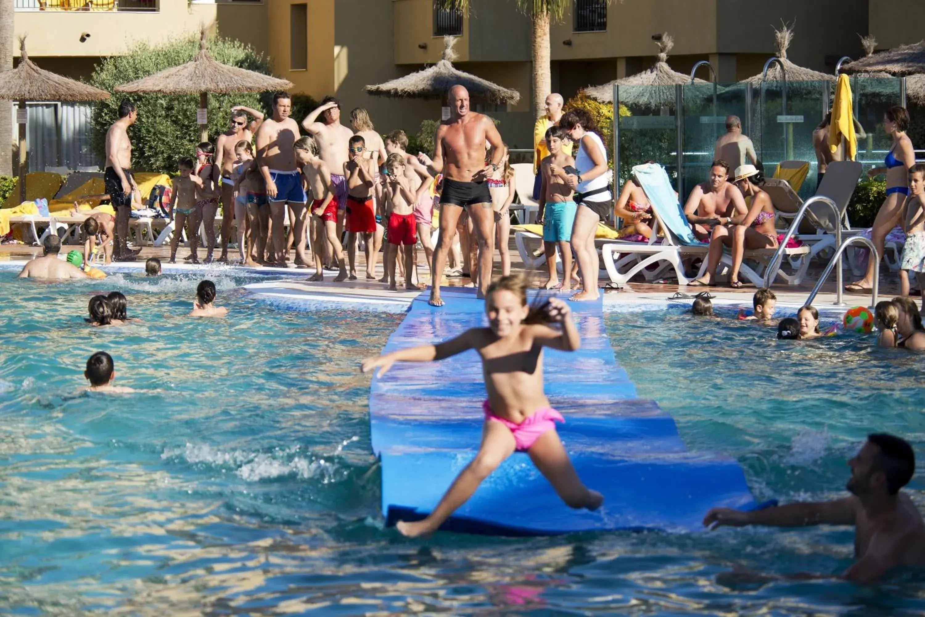 Entertainment, Swimming Pool in Elba Costa Ballena Beach & Thalasso Resort