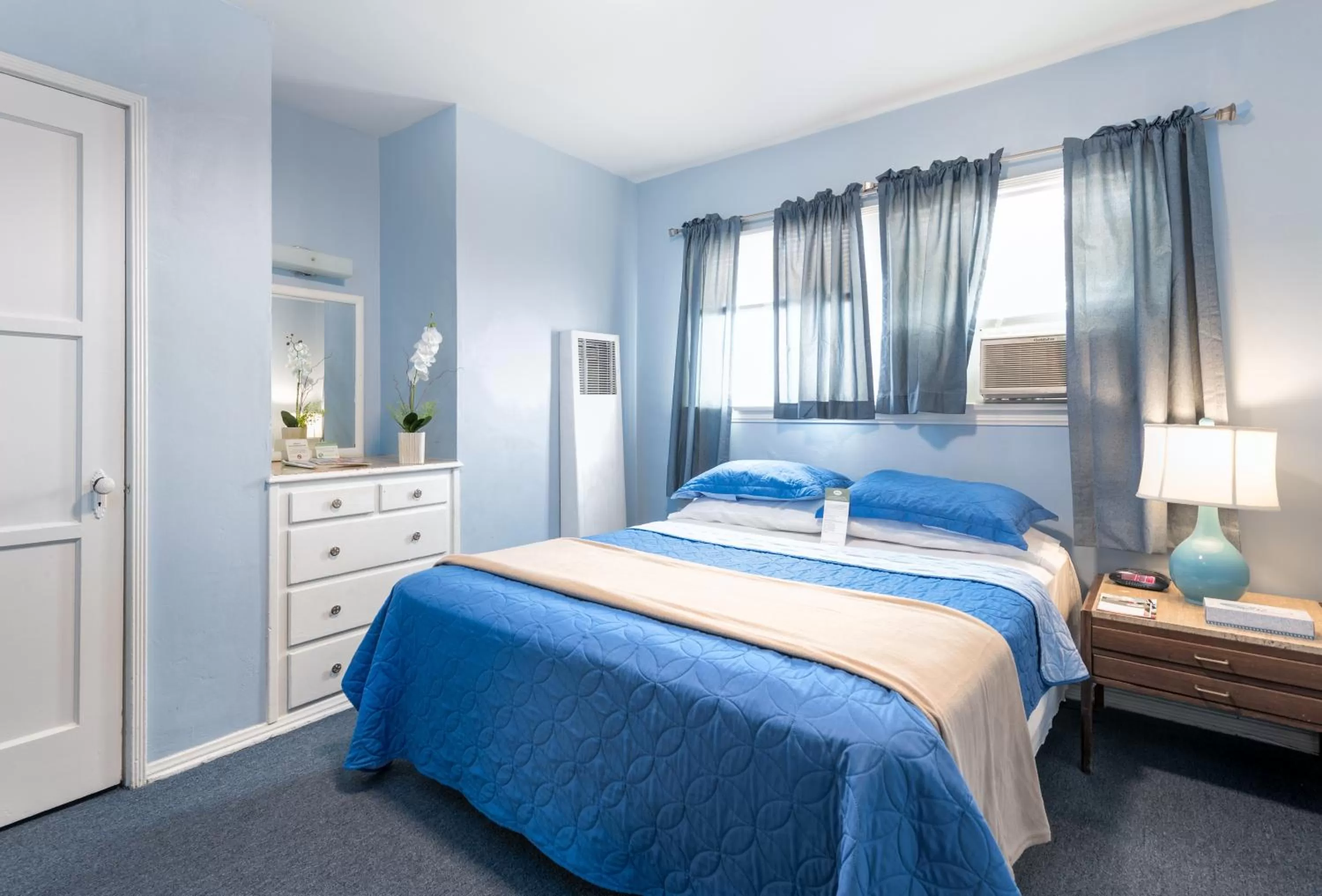 Bed in Wilshire Motel