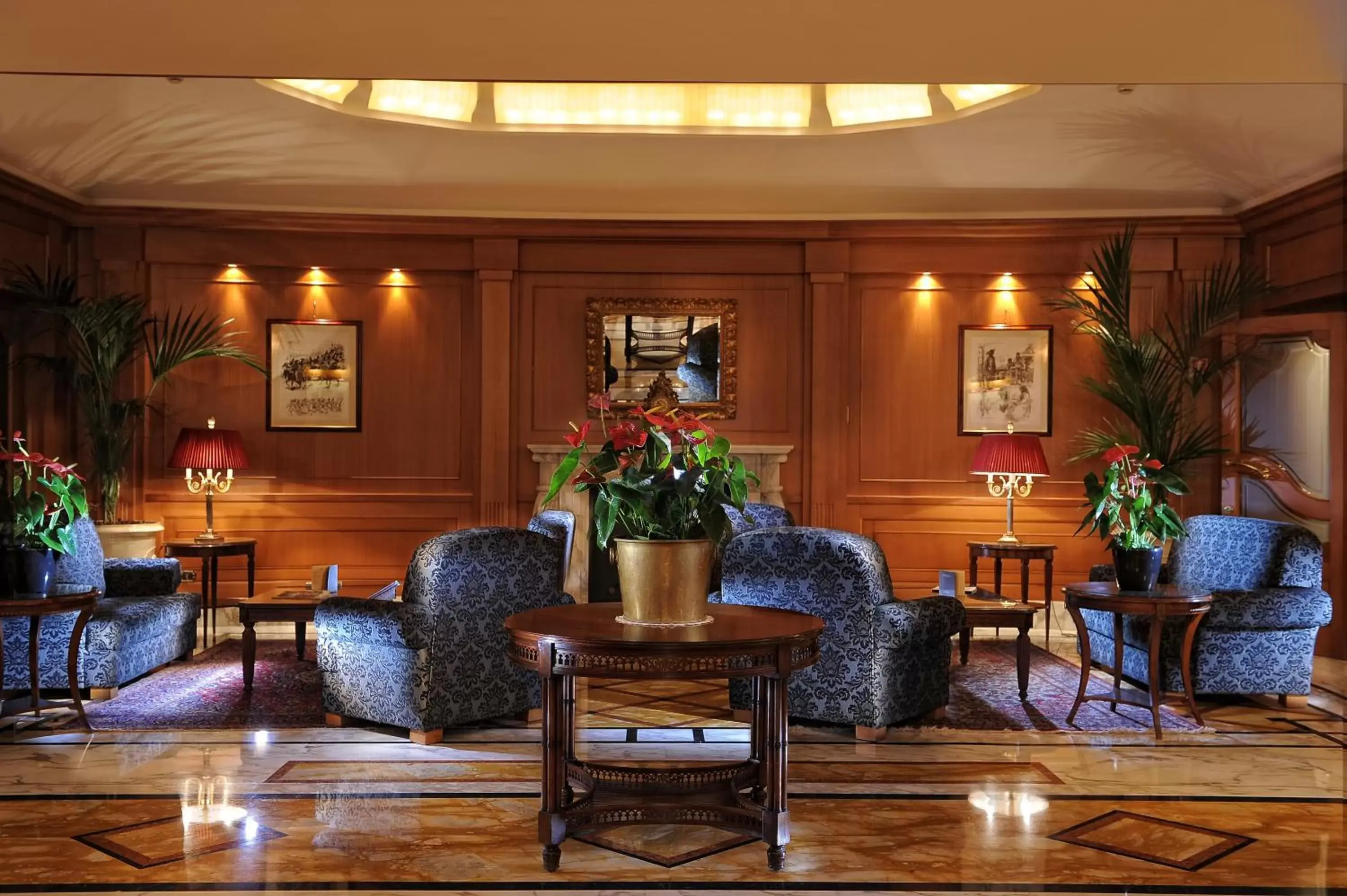 Lounge or bar, Lobby/Reception in Hotel Manzoni