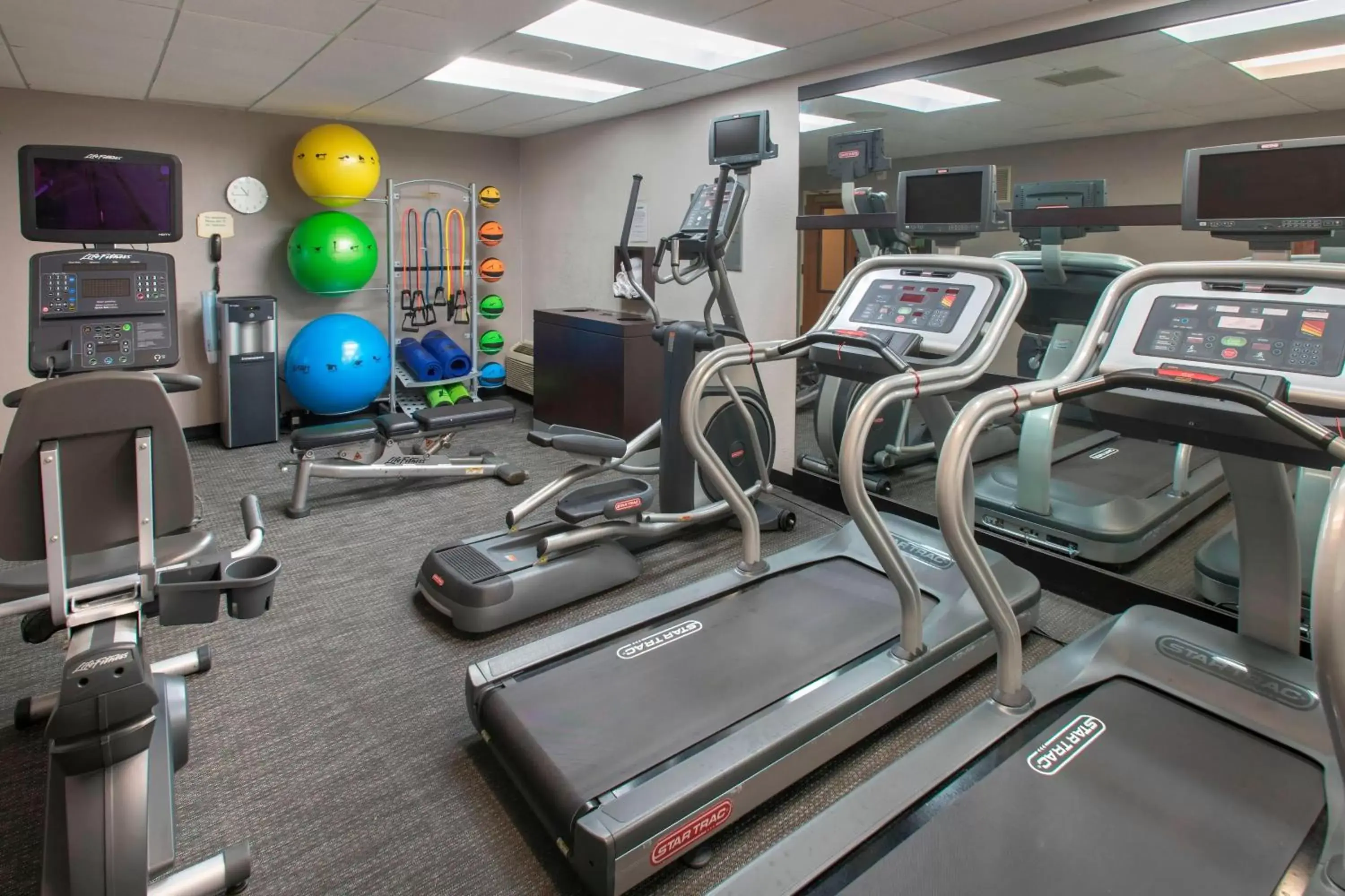 Fitness centre/facilities, Fitness Center/Facilities in Courtyard by Marriott Mt. Laurel