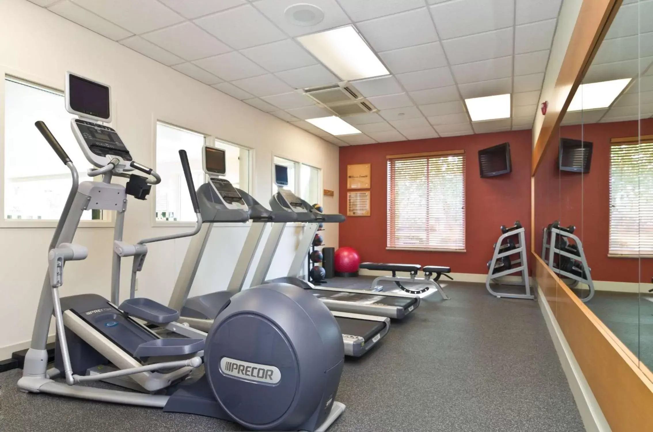 Fitness centre/facilities, Fitness Center/Facilities in Hilton Garden Inn Wooster