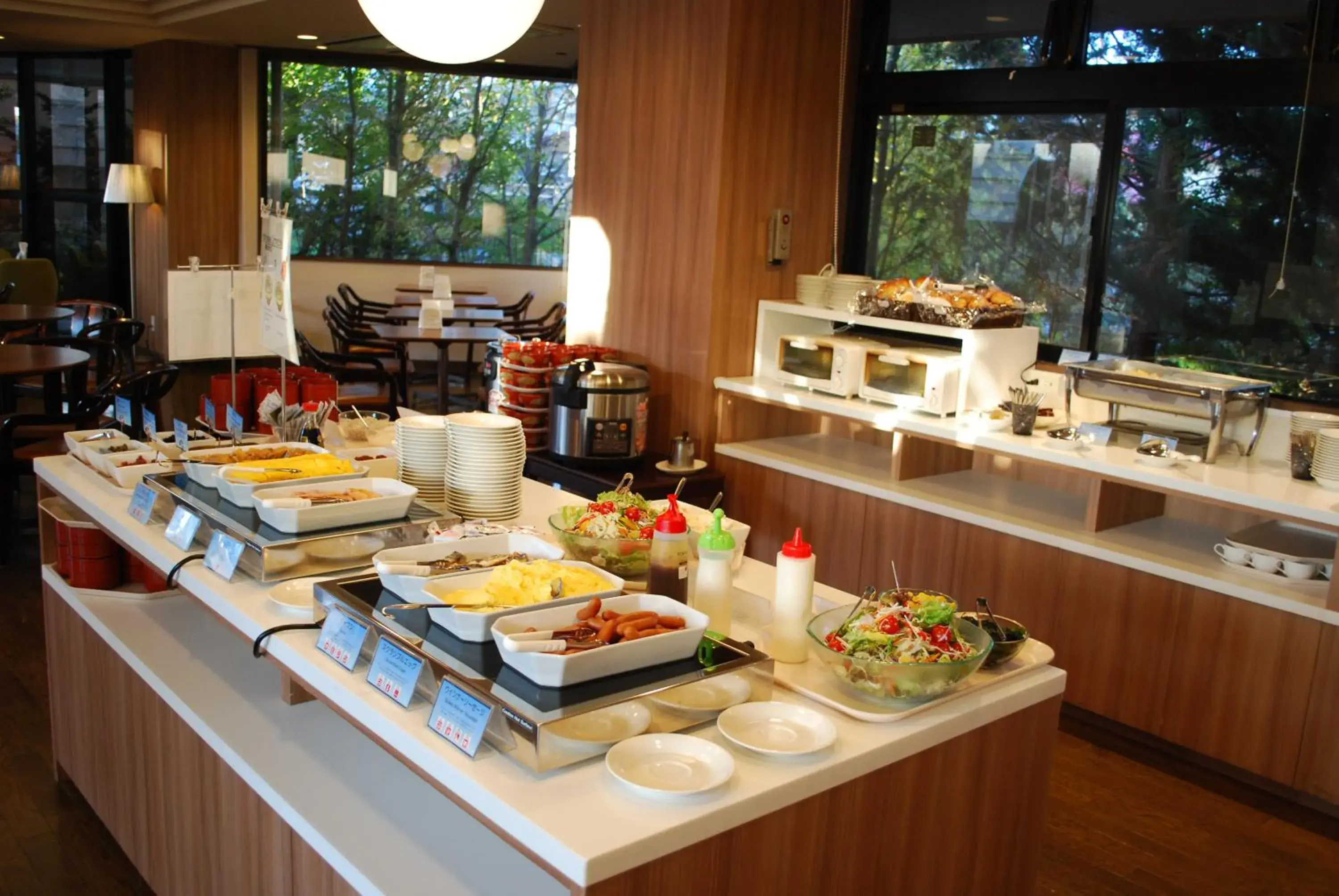 Buffet breakfast in Fujisan Station Hotel