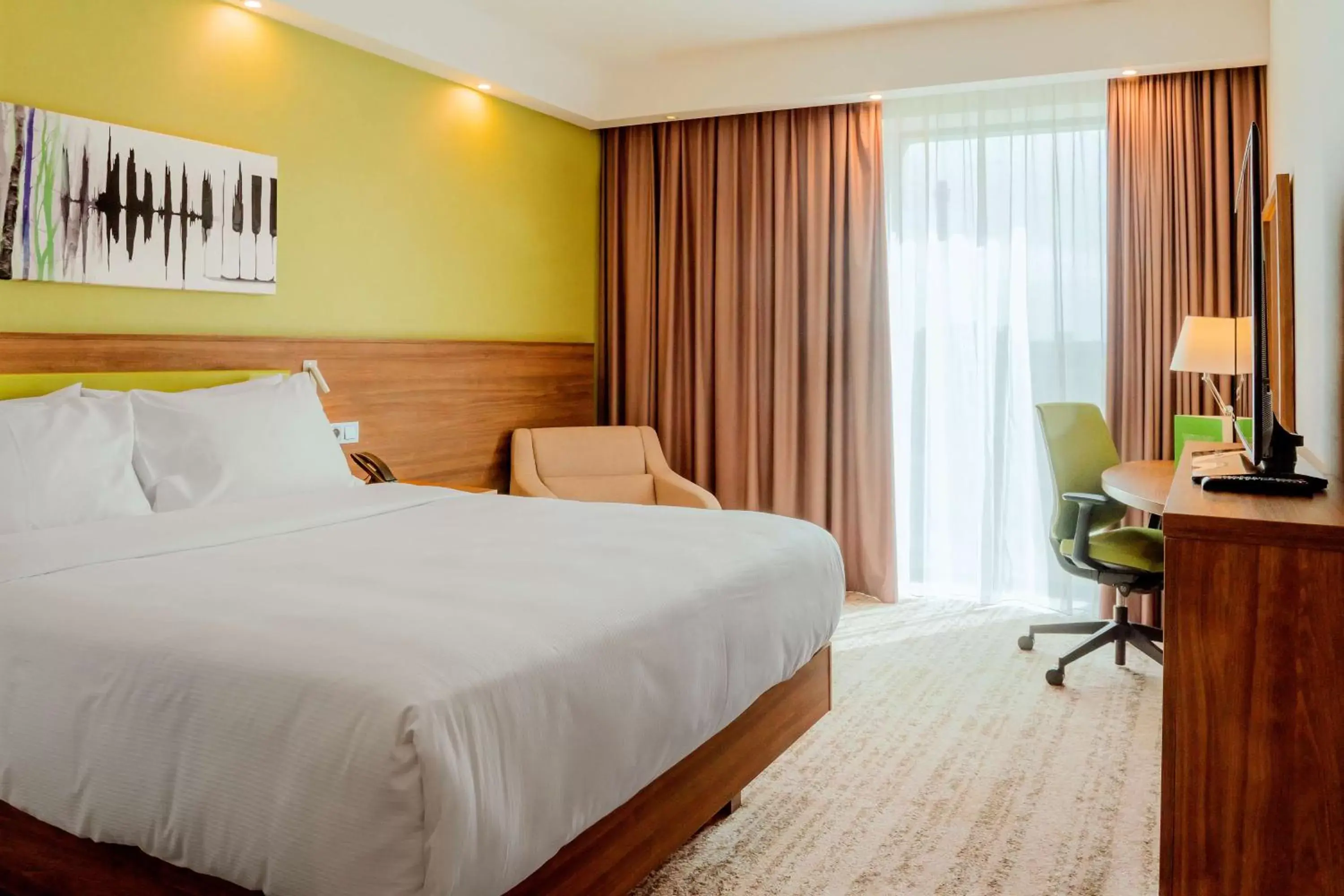 Bedroom, Bed in Hampton By Hilton Kalisz