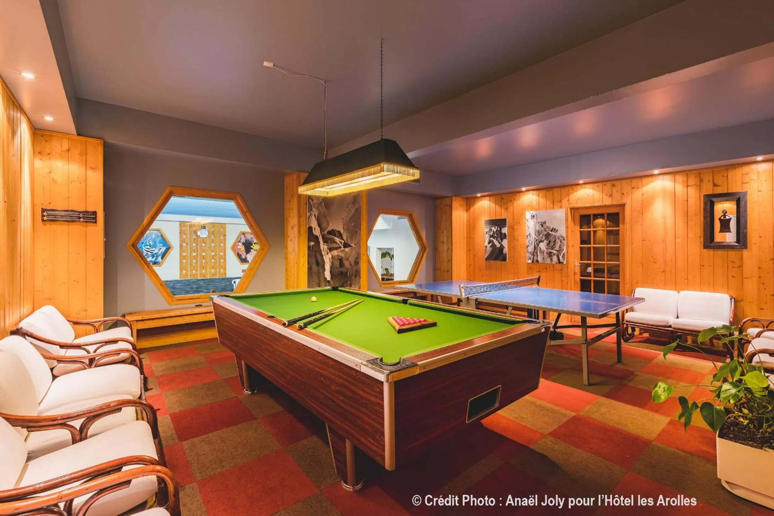 Billiard, Billiards in Hotel Les Arolles