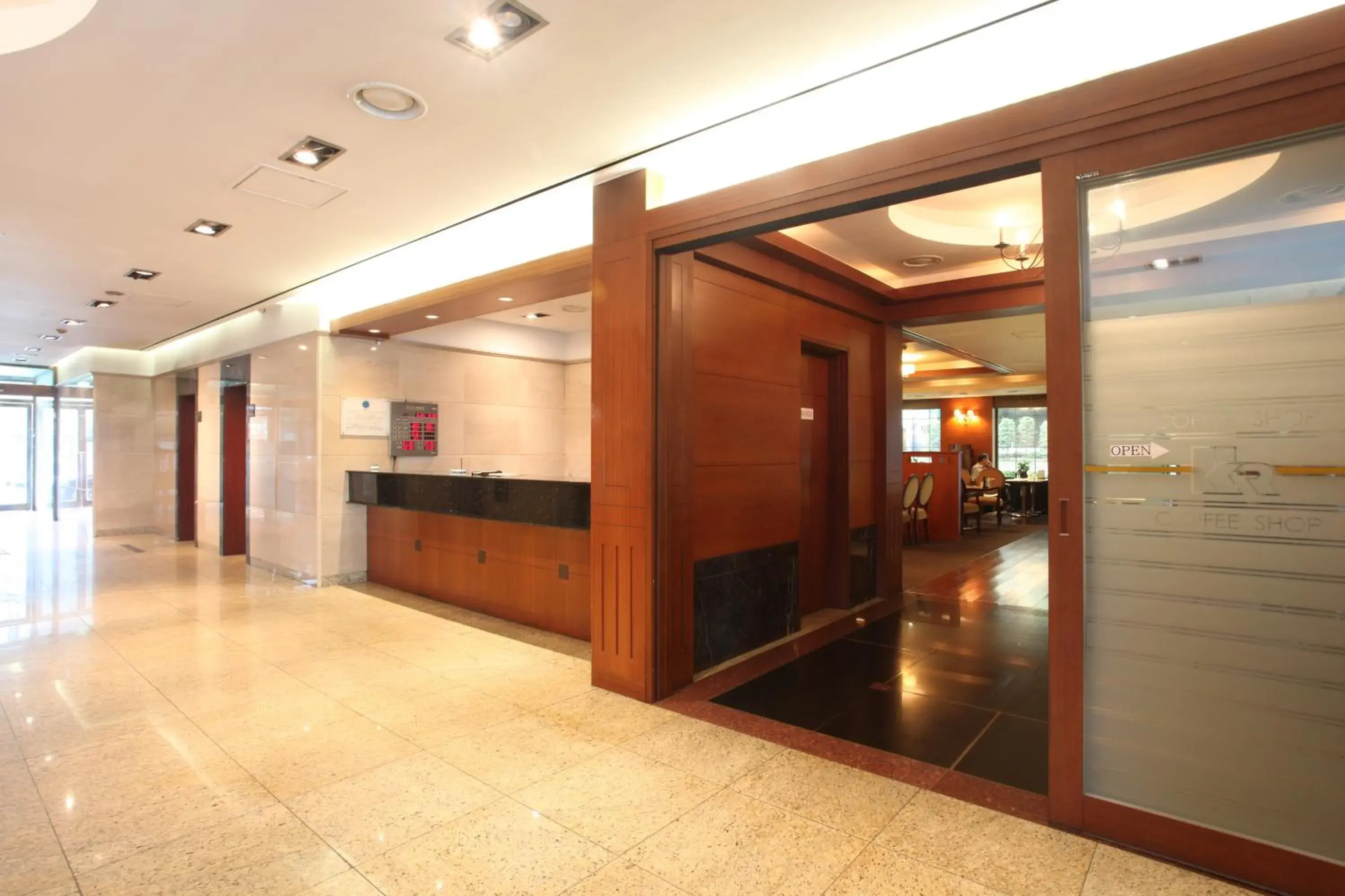 Lobby/Reception in Karak Tourist Hotel