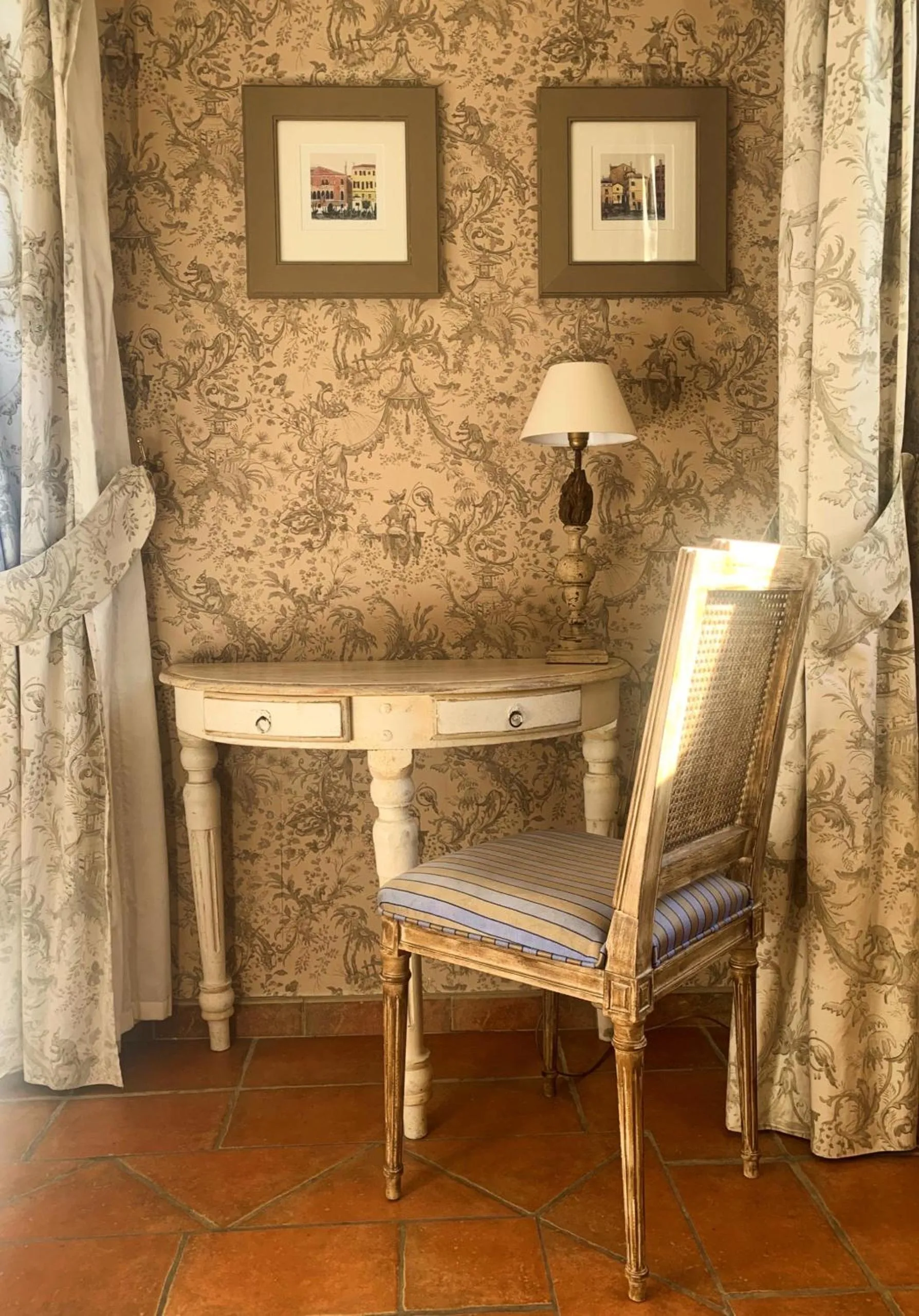 Property building in Hôtel la Magnaneraie