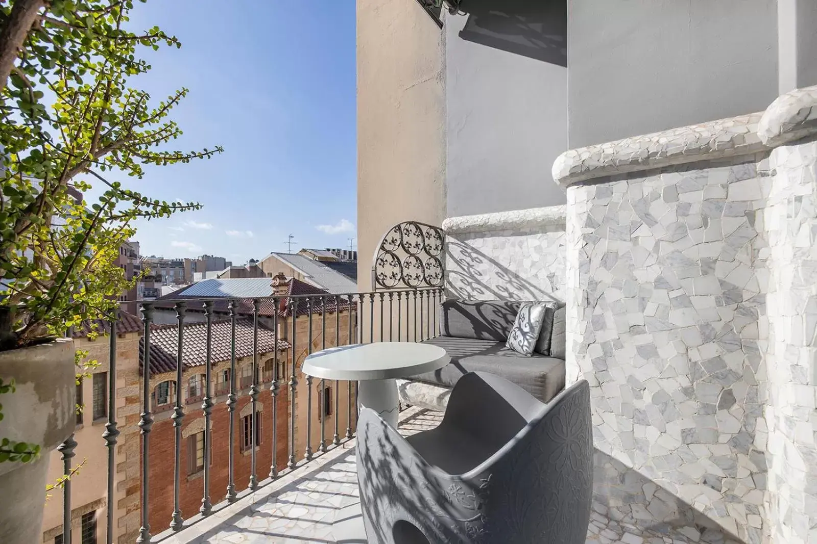 Balcony/Terrace in El Palauet Royal Suites