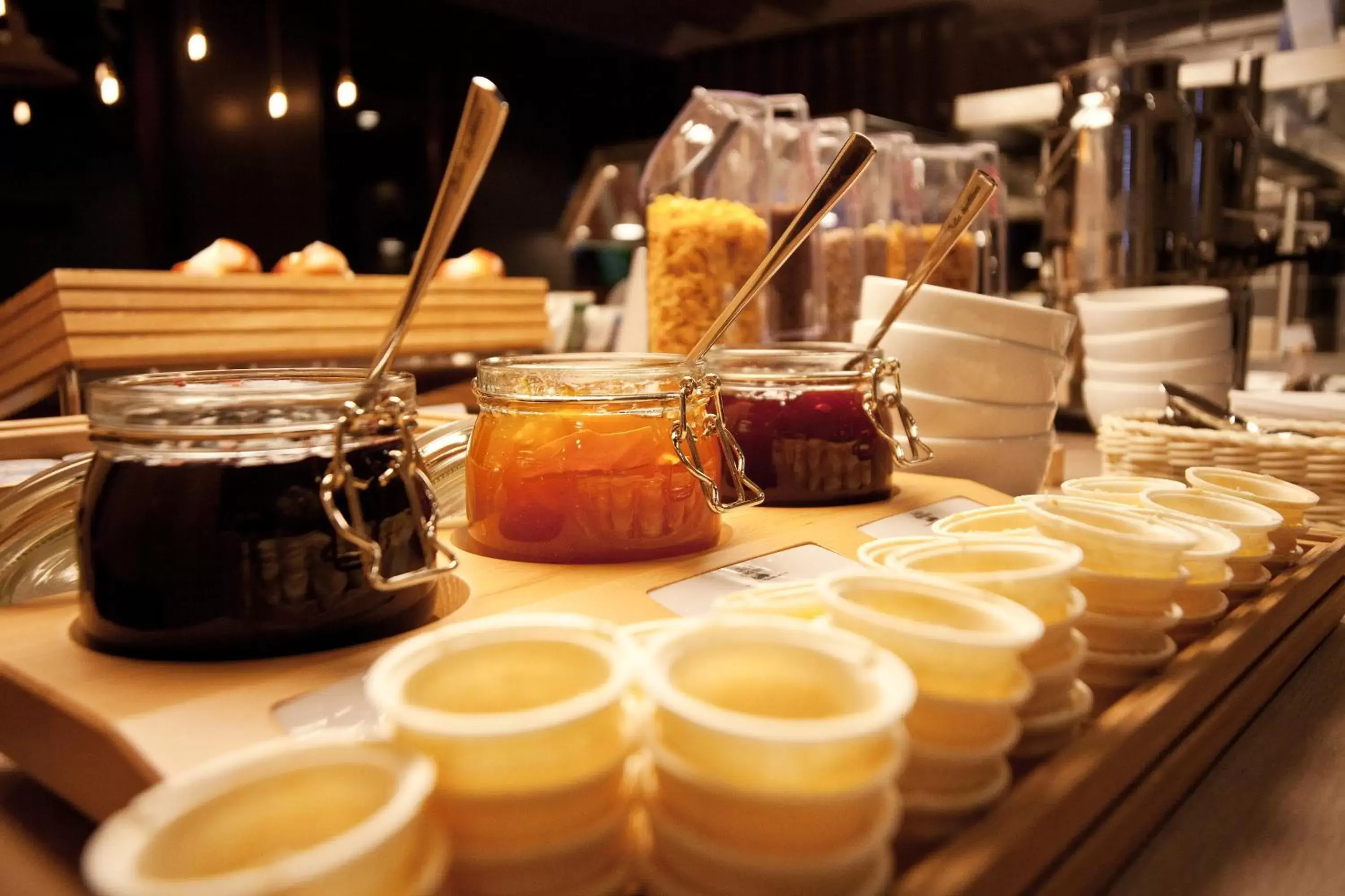 Restaurant/places to eat in Holiday Inn Express Munich - Olympiapark by IHG Restaurant/places to eat in Holiday Inn Express Munich - Olympiapark by IHG