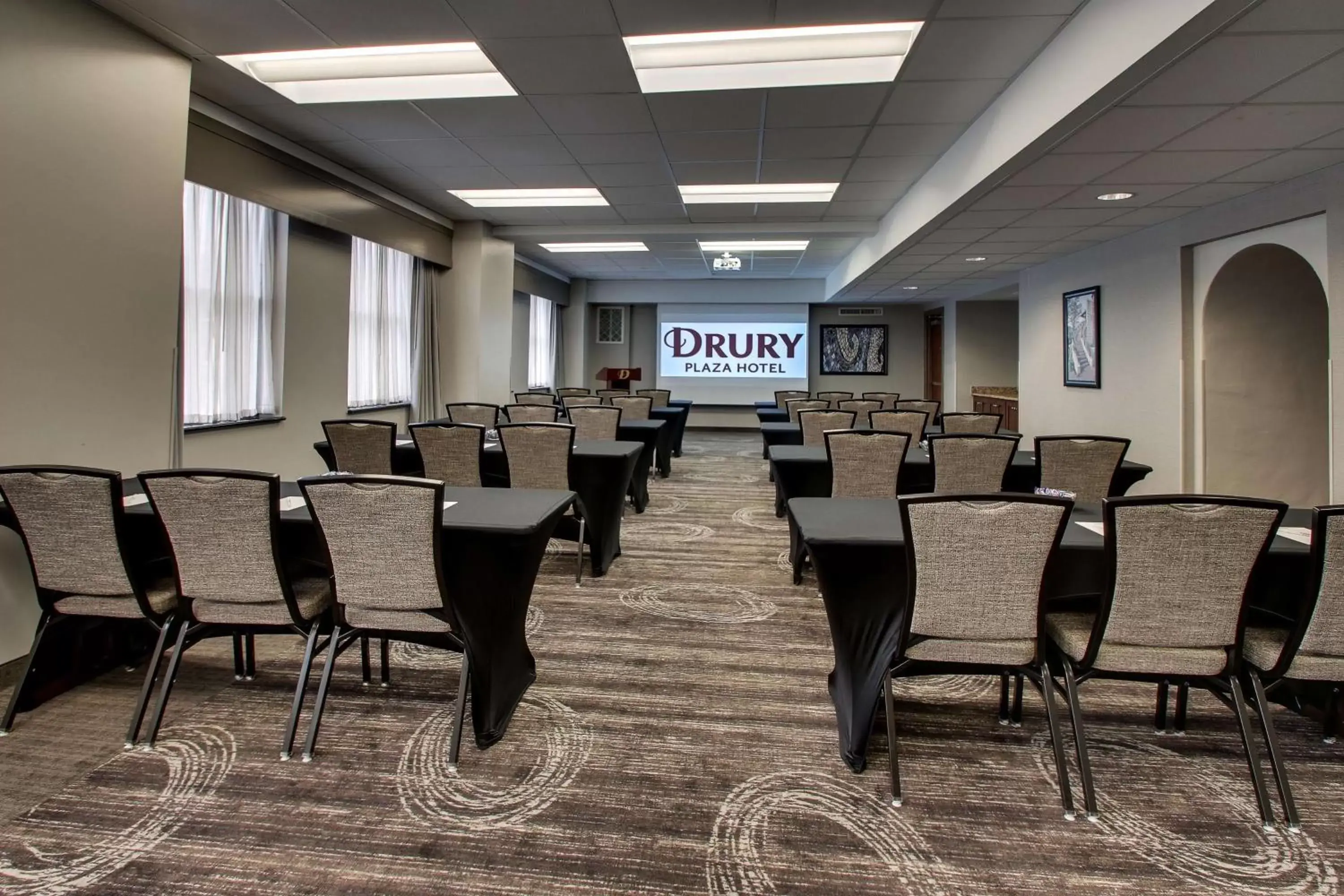 Meeting/conference room in Drury Plaza Hotel San Antonio Riverwalk