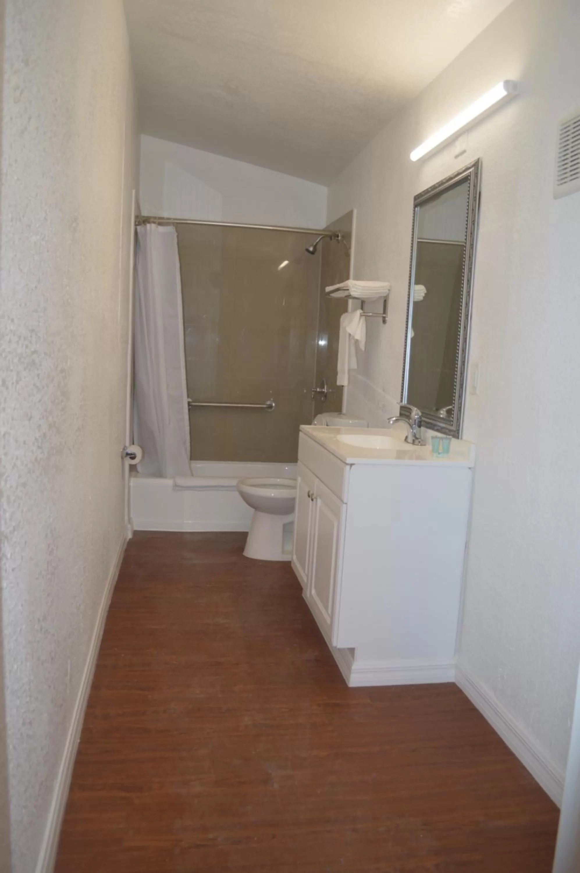 Bathroom in Tarpon Inn