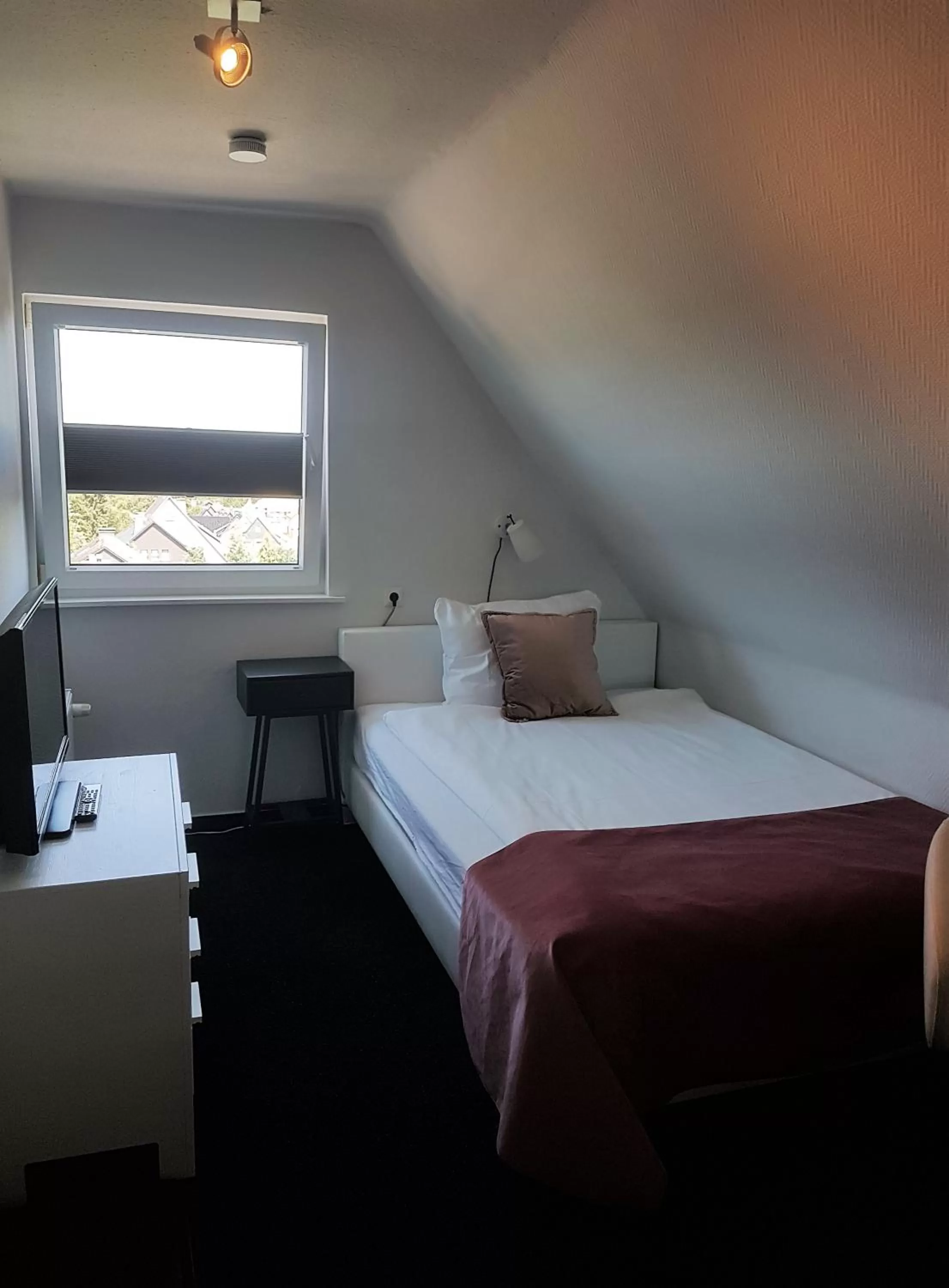 Bed in Hotel Herrloh