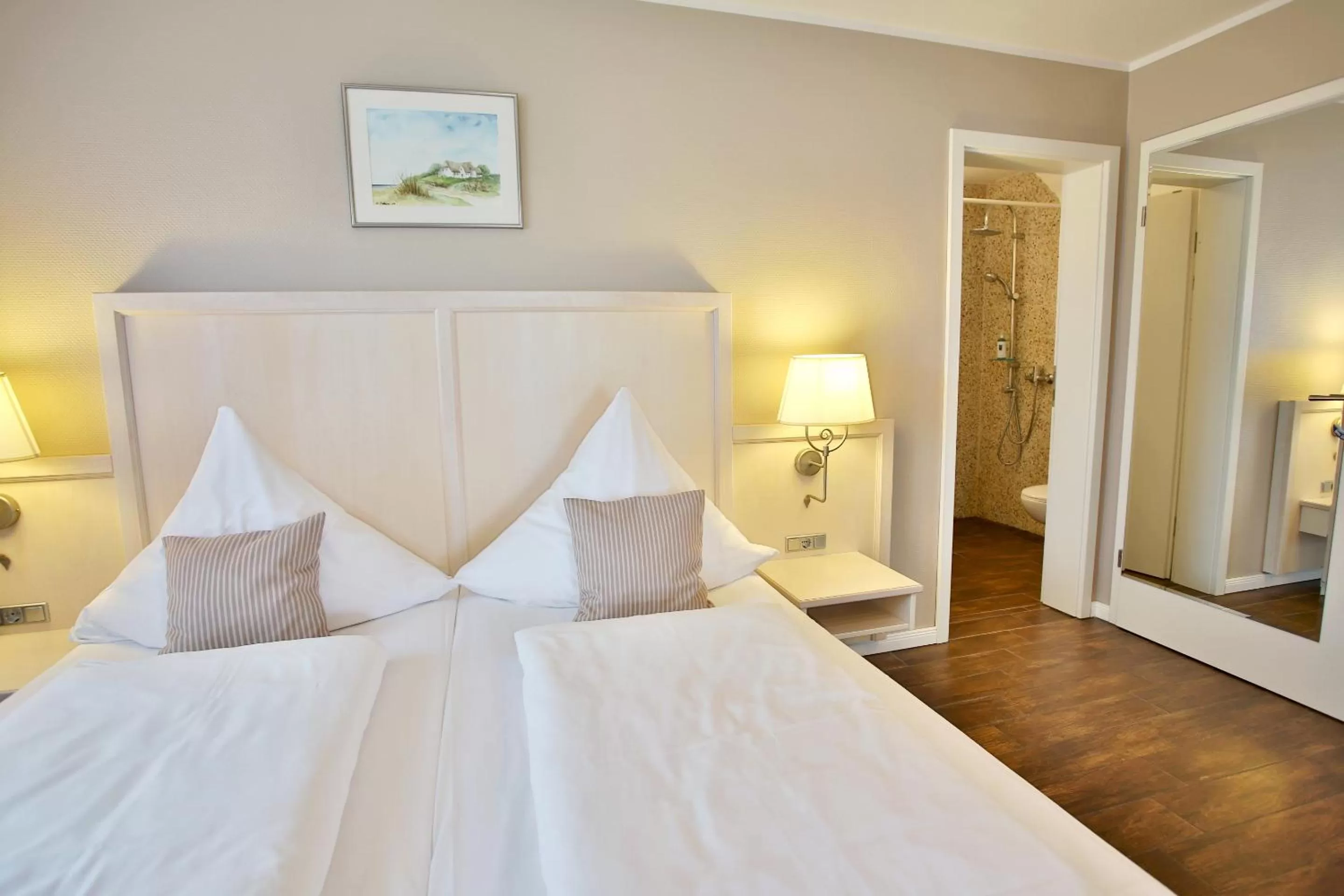 Photo of the whole room, Bed in Anker's Hörn