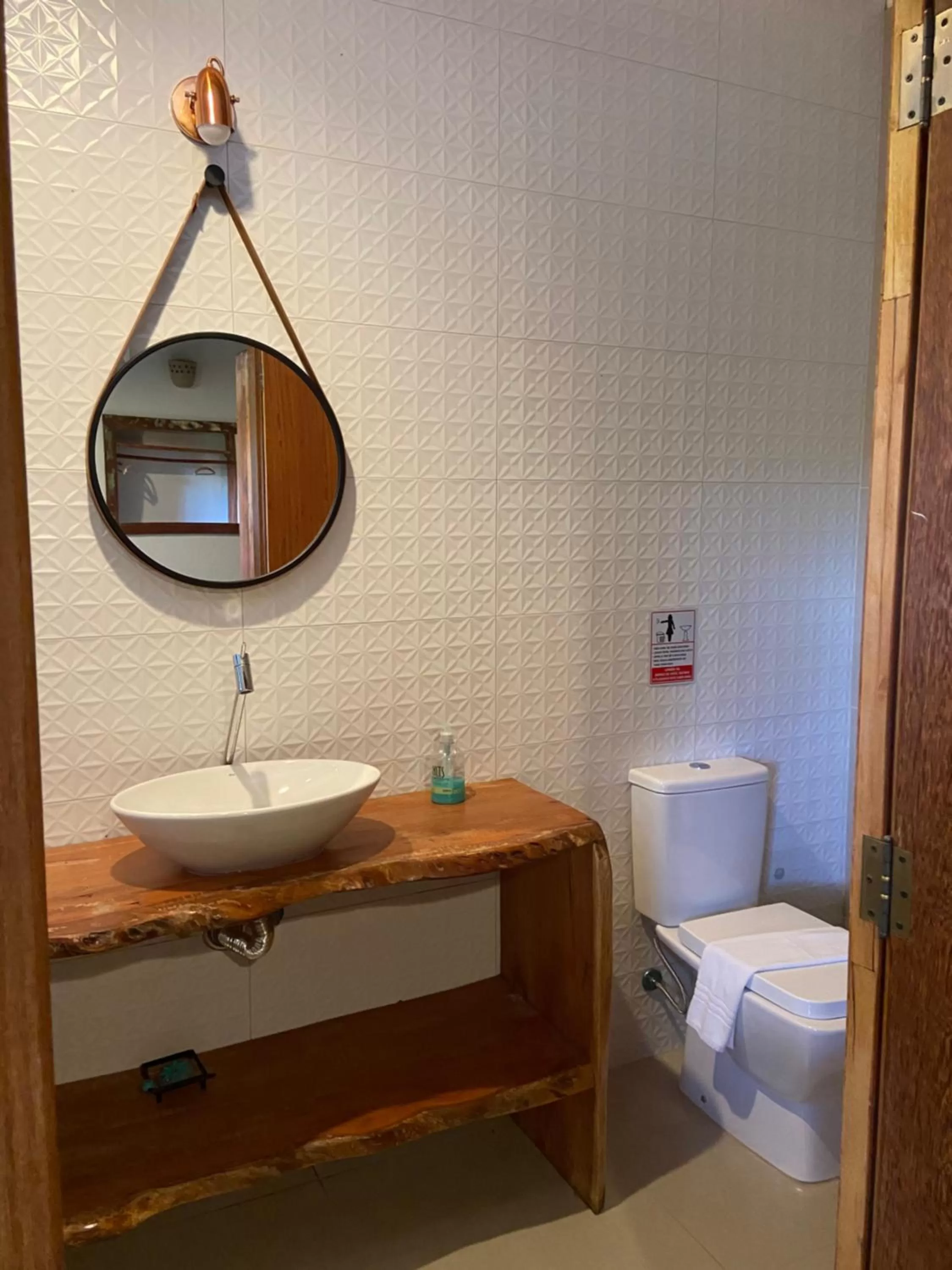 A Mi Manera Pousada , cerveja própria e Bistrô !