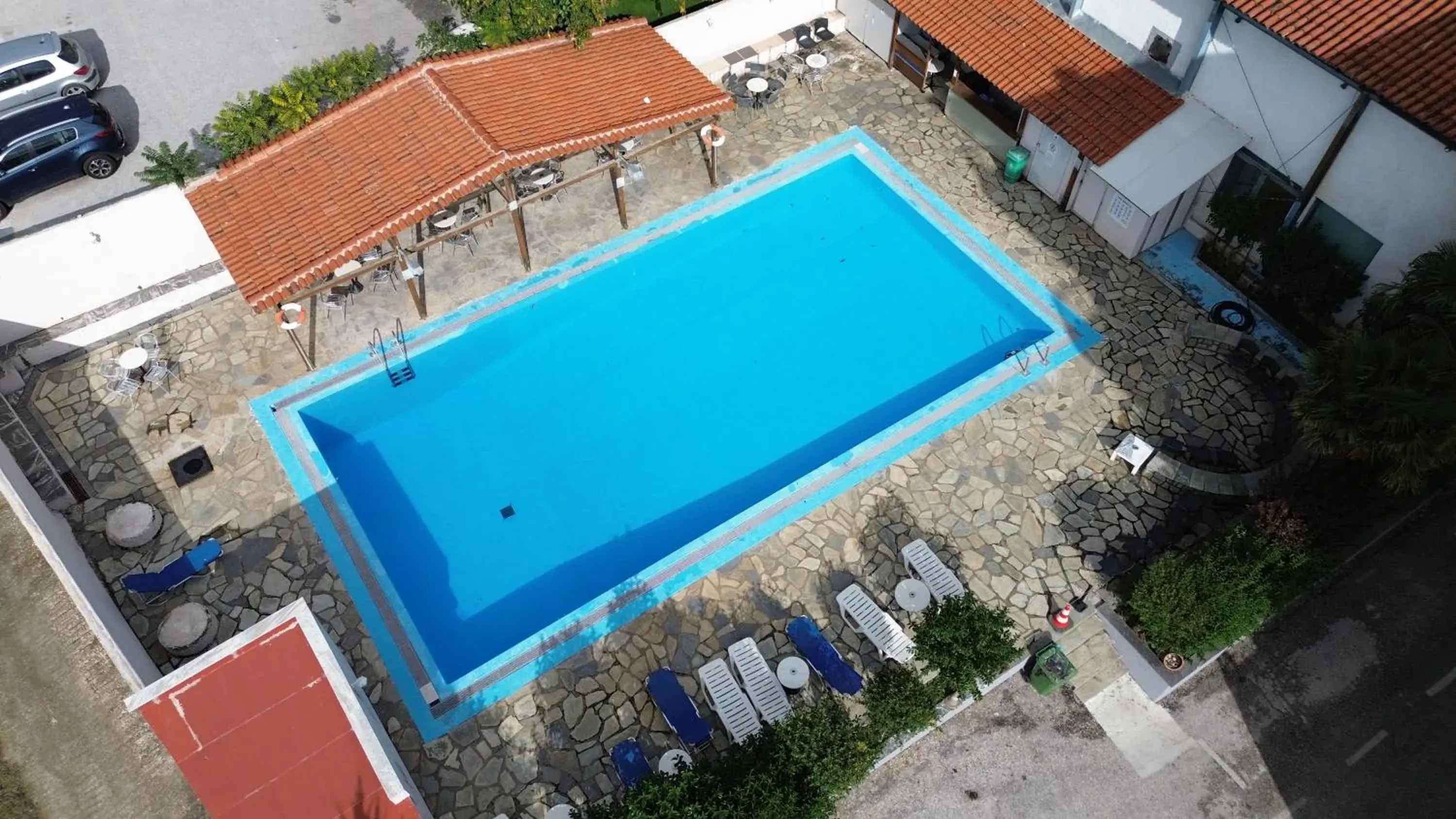 Pool View in Hotel Edelweiss