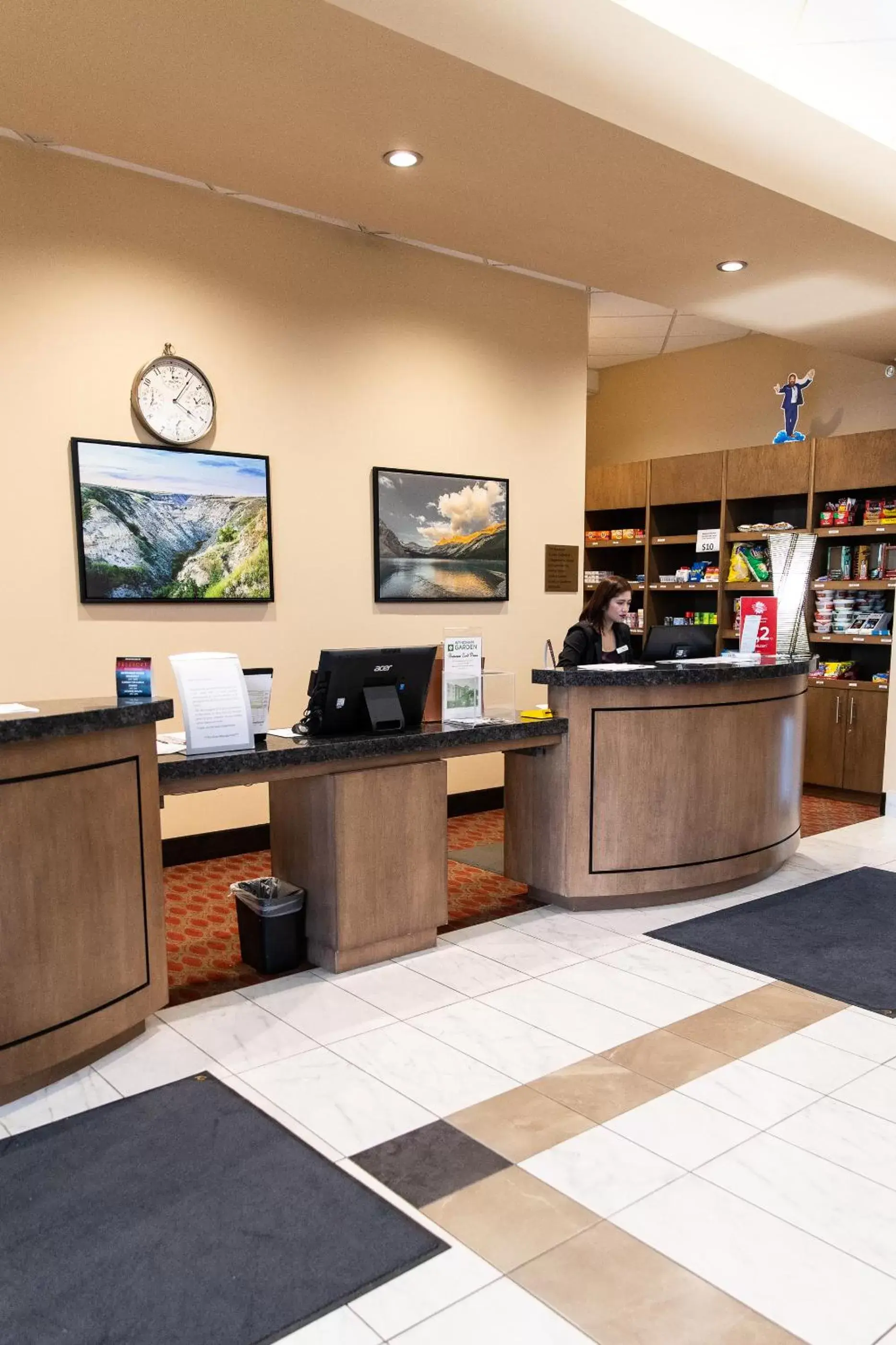 Lobby or reception in Hotel 11, MOD A Sonesta Collection Lobby or reception in Hotel 11, MOD A Sonesta Collection