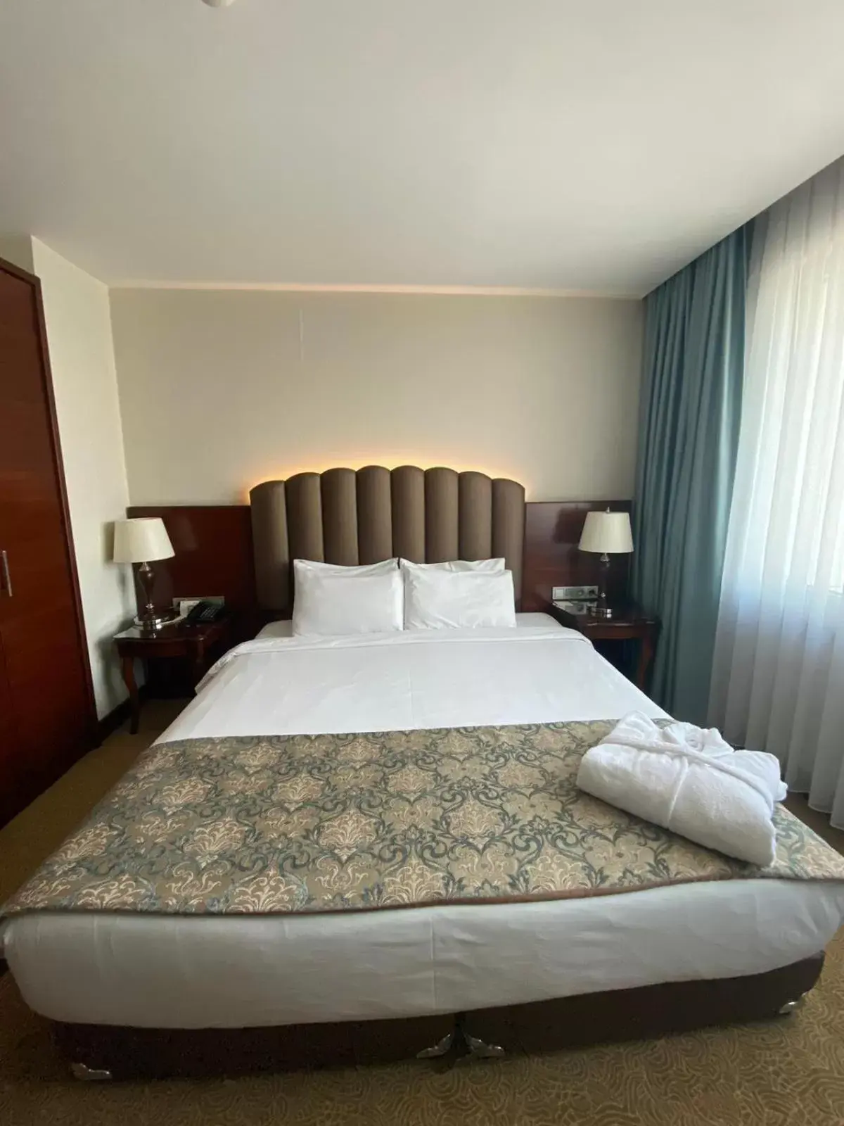 Bed in Ramada Plaza Altin Kayisi Hotel