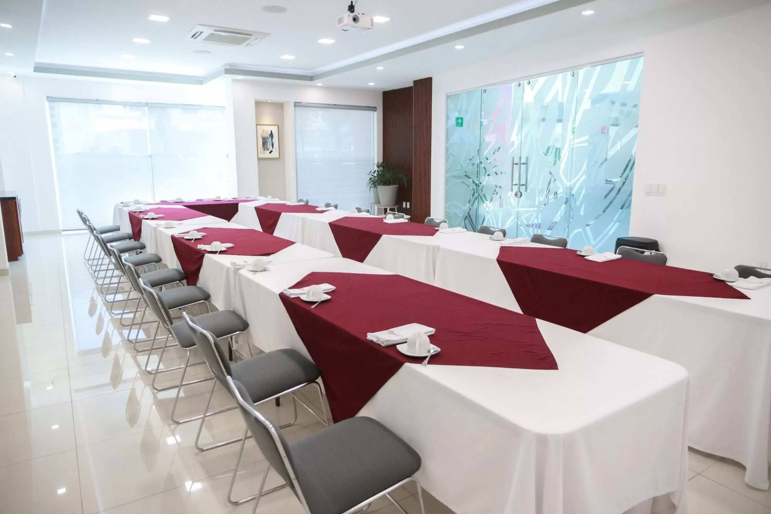 Meeting/conference room in Hotel Fray Select